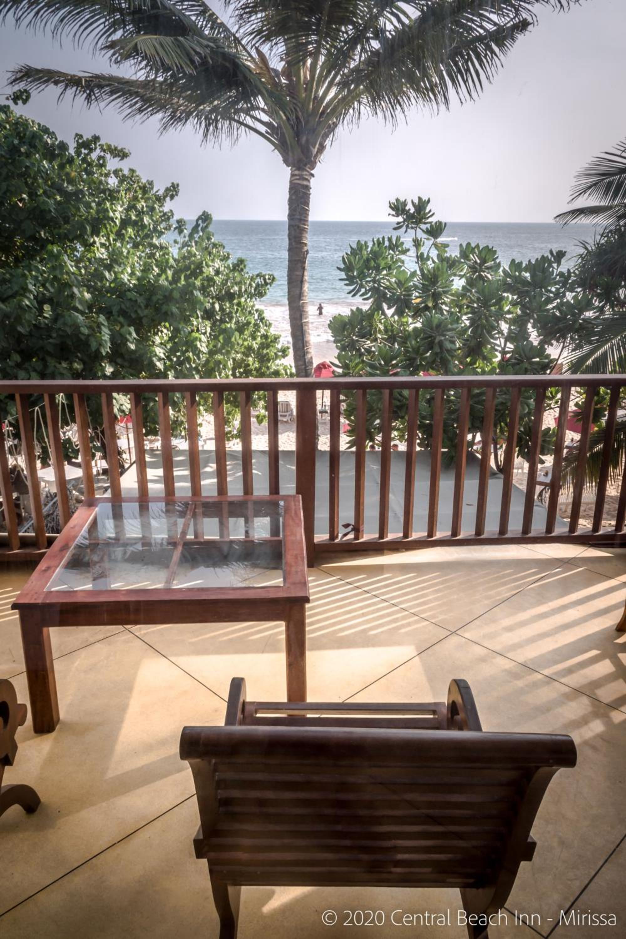 Central Beach Inn