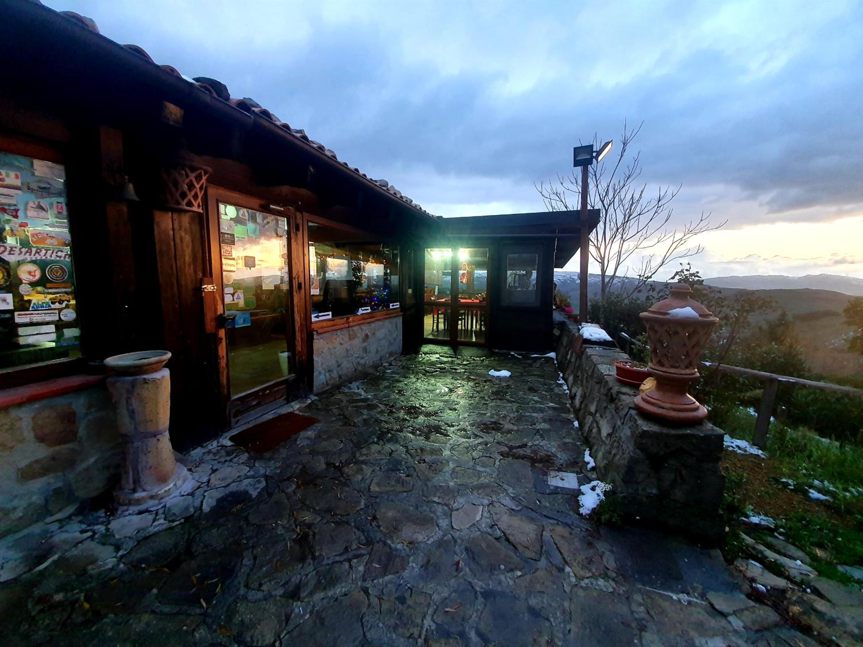 restaurant
