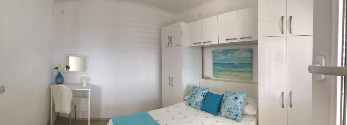 Lux Apartments photo 3