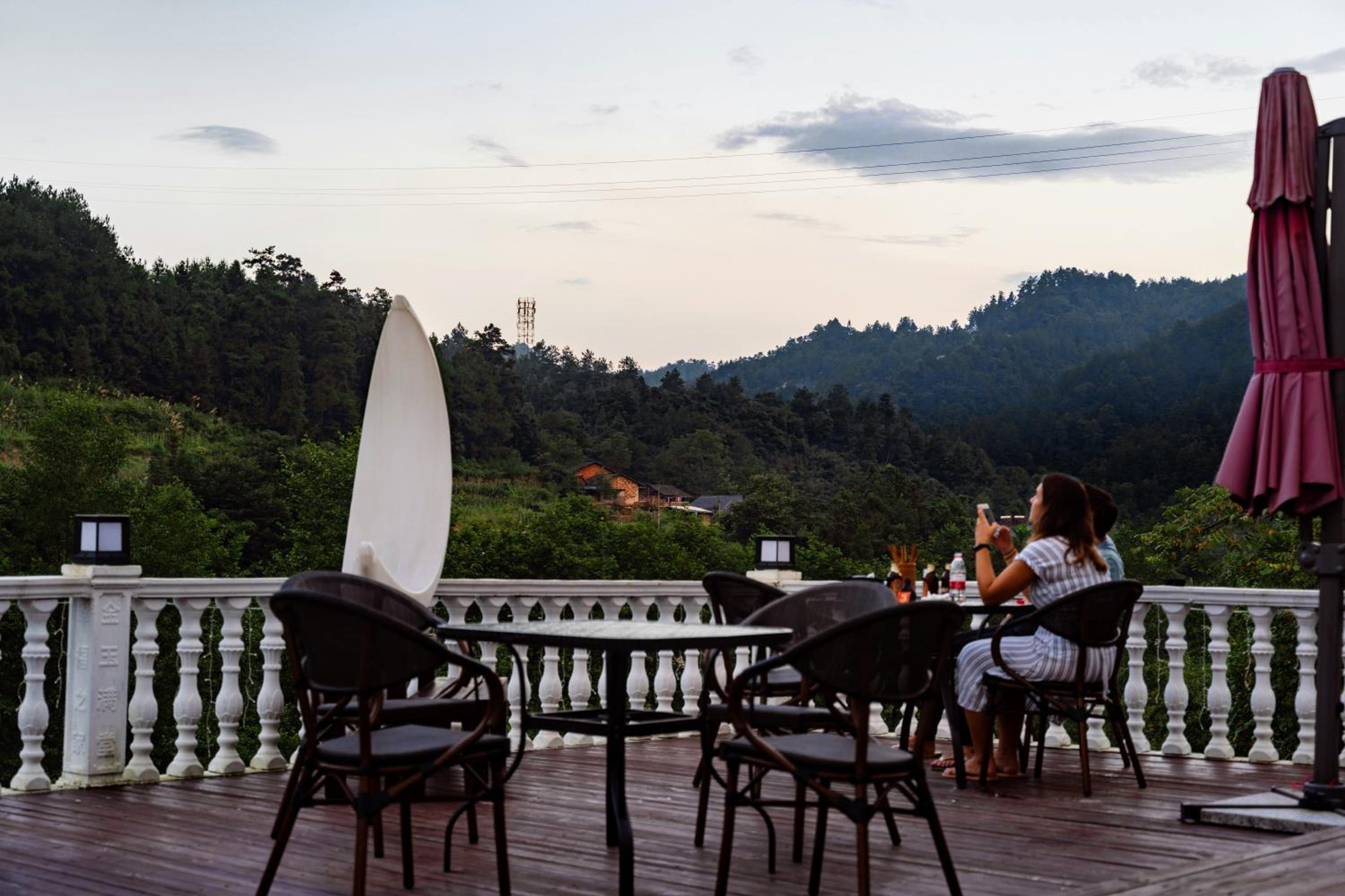 Whispering Mountains Boutique Hotel