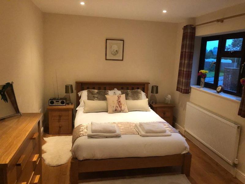 Warminster Vacations - The Oaks - Property Image 2