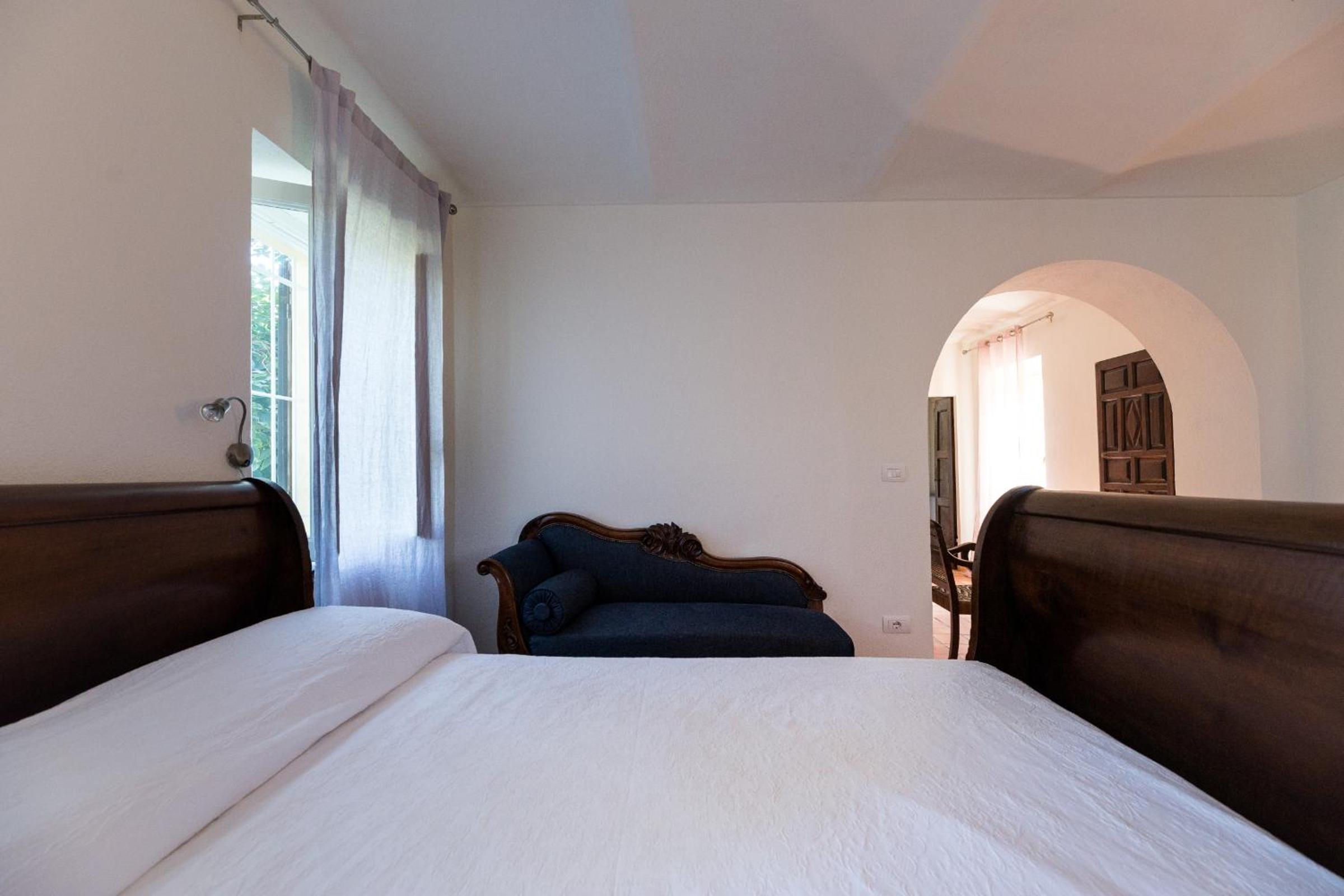 Casa Silvana en Alba — hotel room