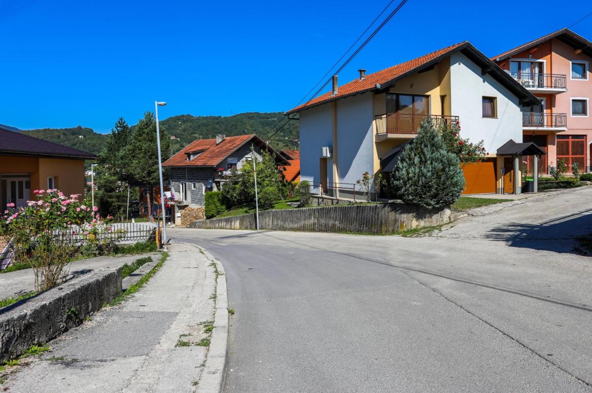 Photo 24