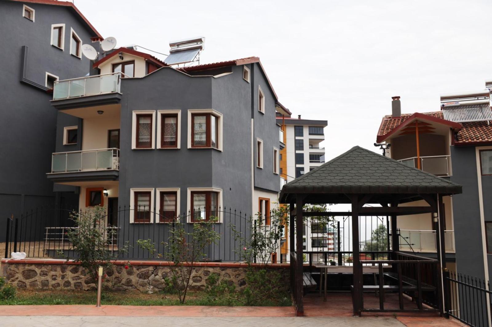 North Pearl Residence
