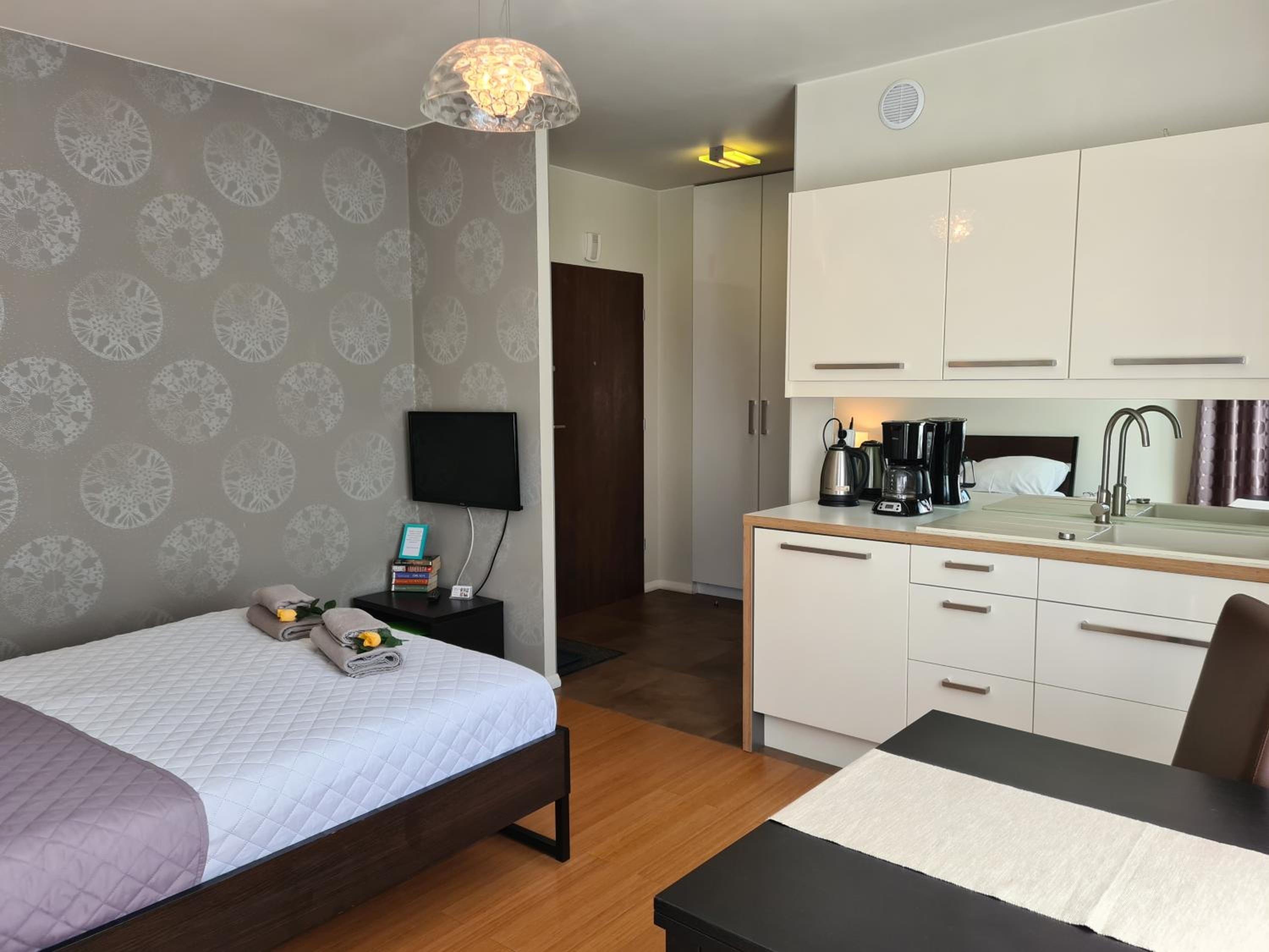 Lux Apartment Cosy view 4