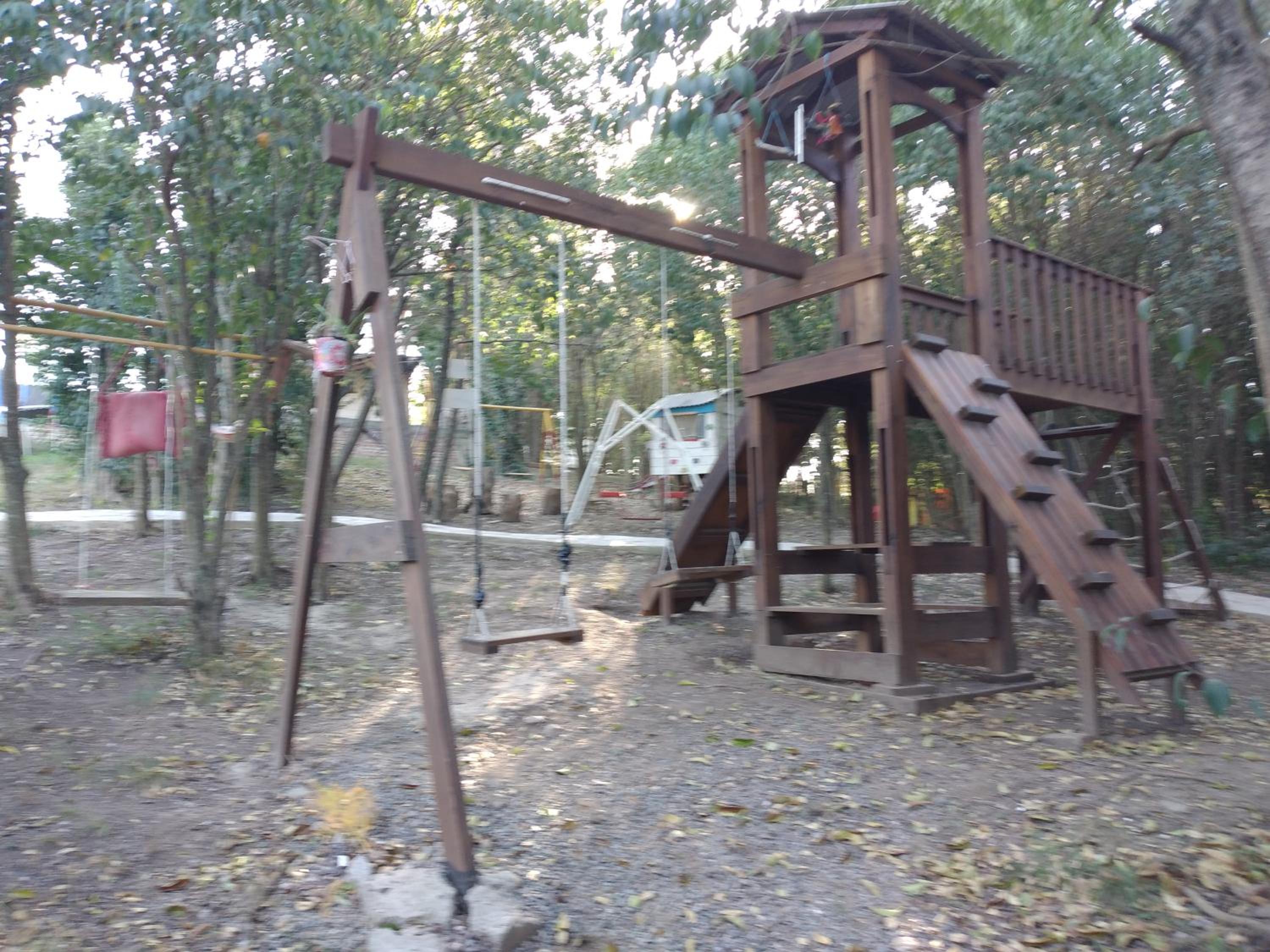 Altos del Pucara Piscina Climatizada vista a las sierras juegos Huerta Orgánica