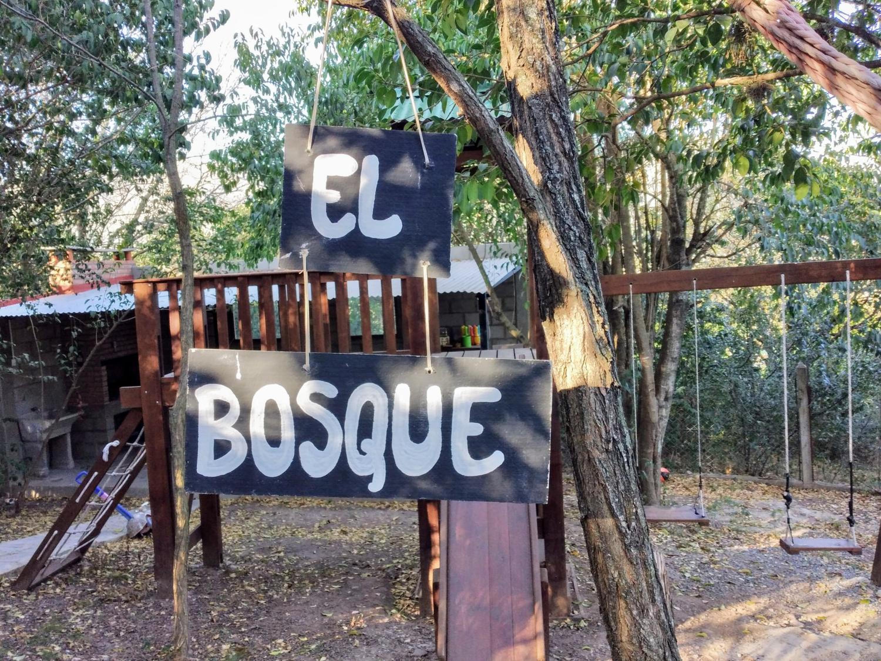 Altos del Pucara Piscina Climatizada vista a las sierras juegos Huerta Orgánica