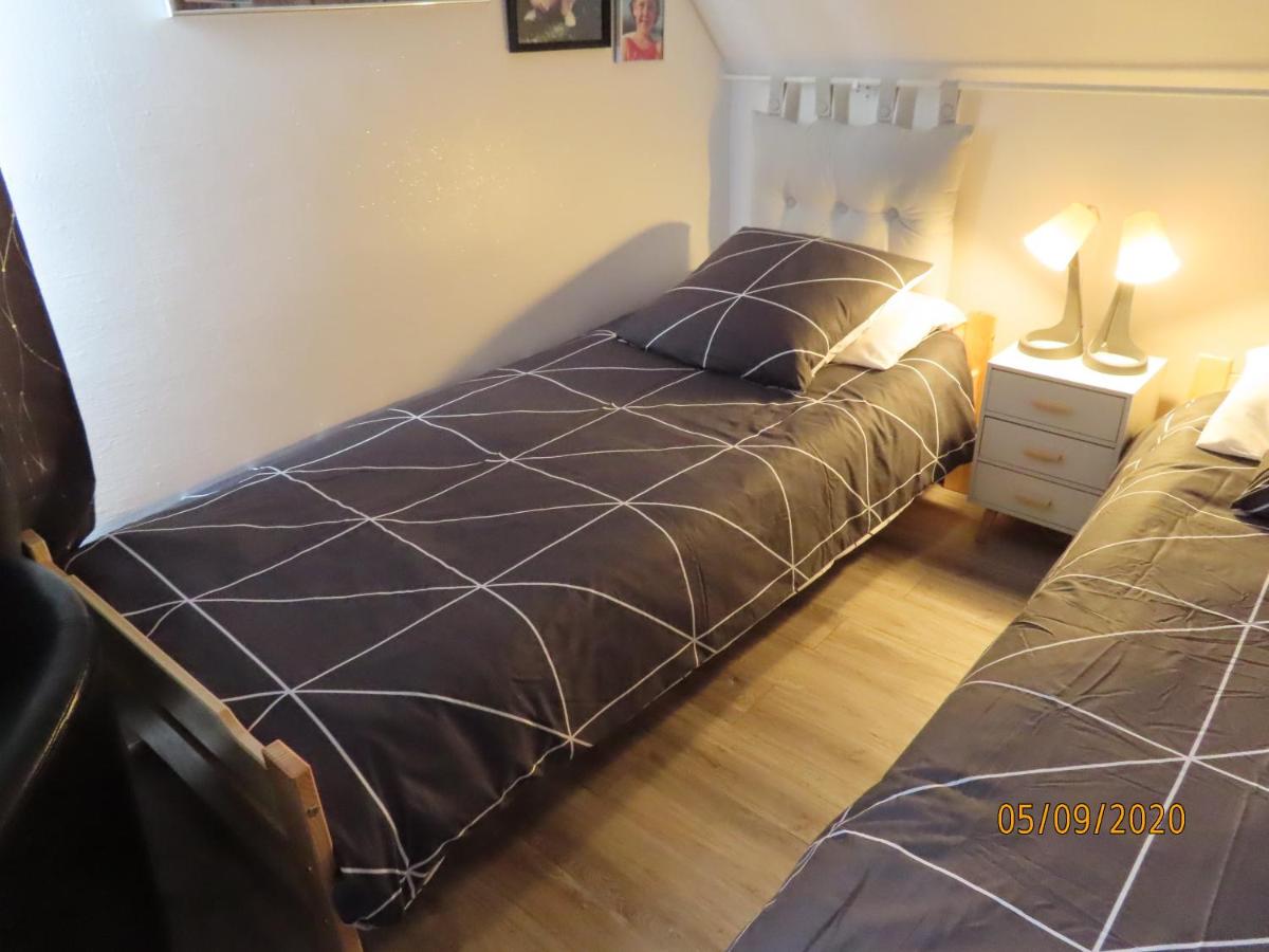 La CHAMBRE view 4