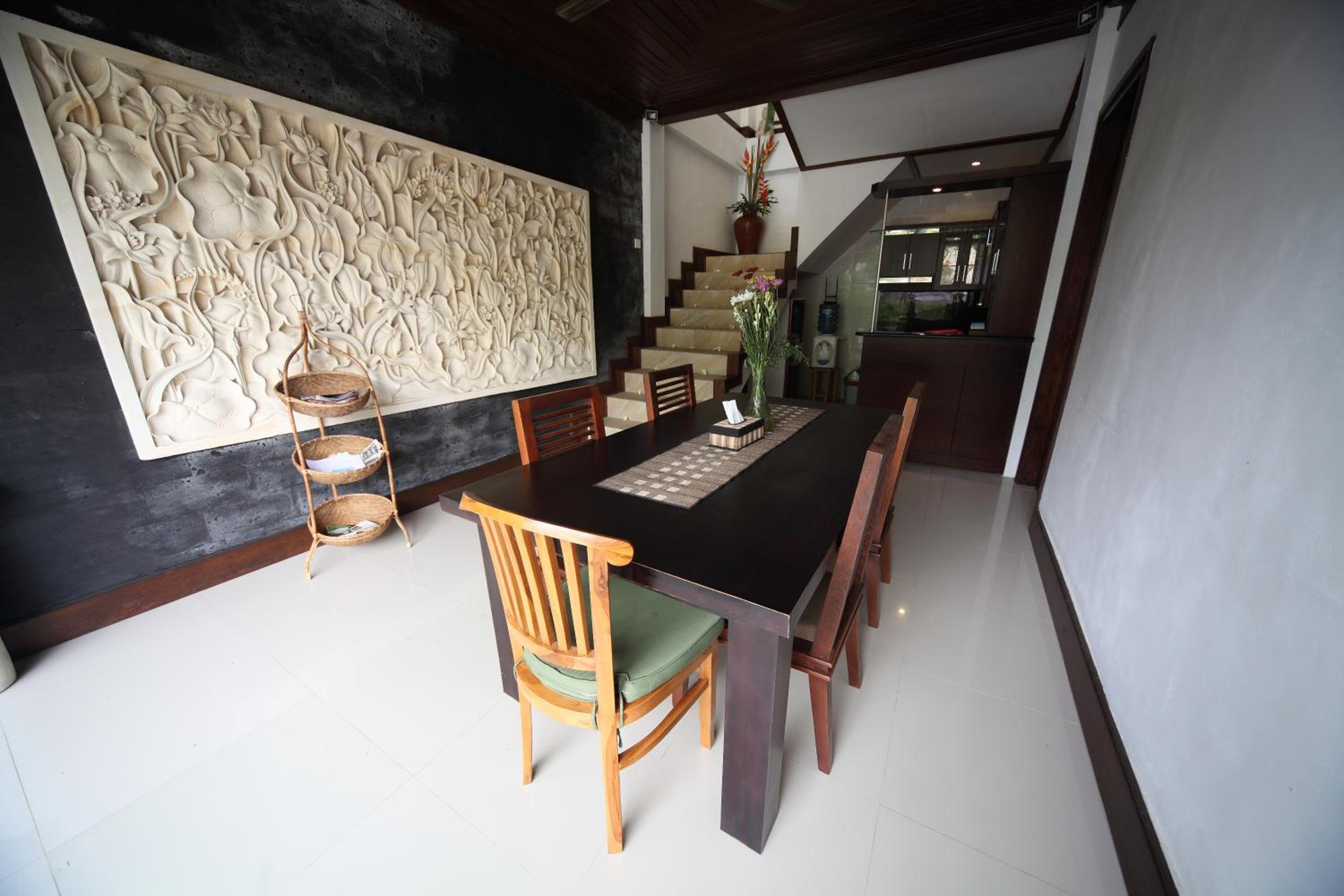 Baruna Sari Villa