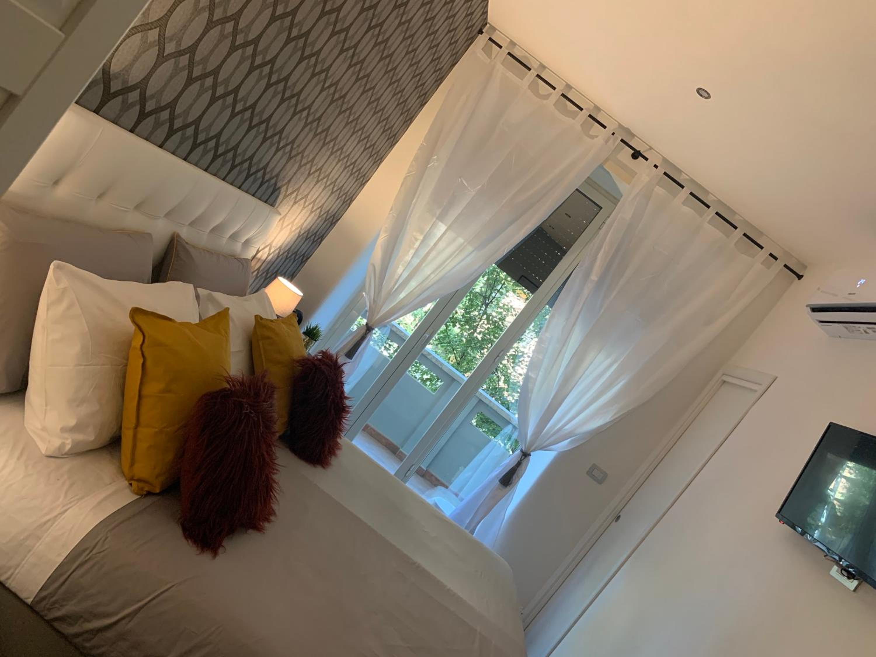 4 Vatican Rooms en Rome — hotel room