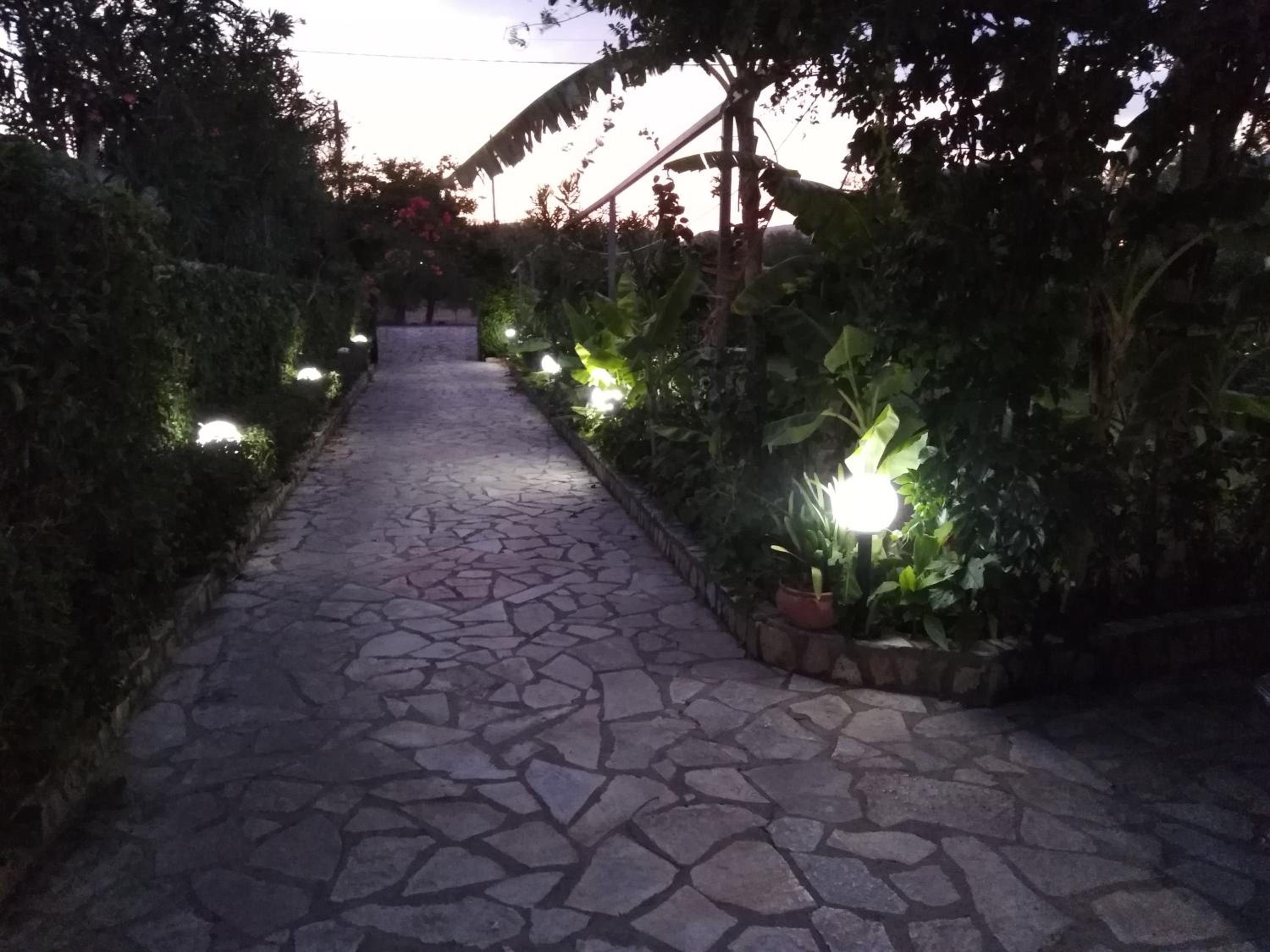 Golden sea villa (30 meters from the sea)