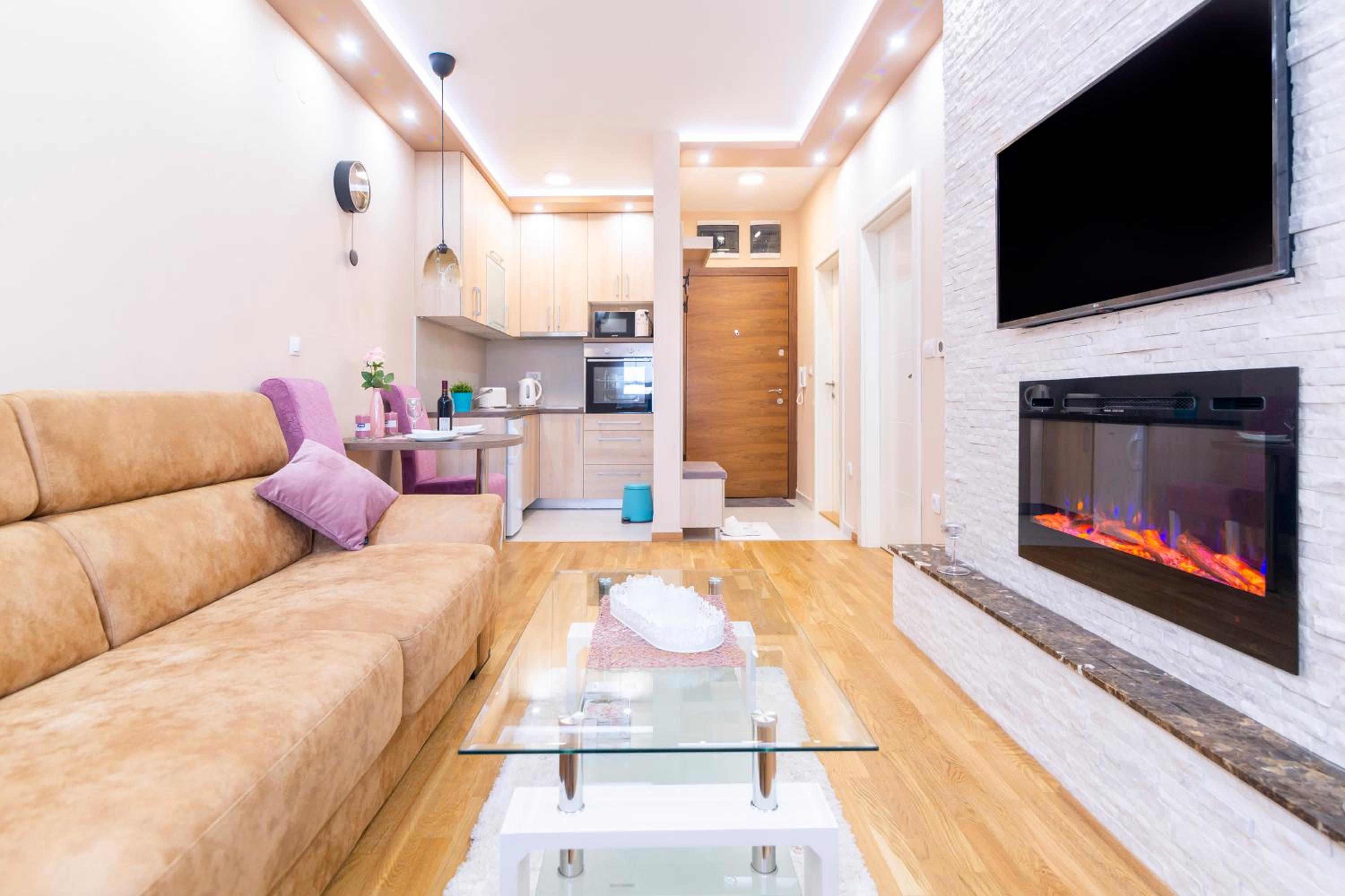 Mili Lux Apartman view 5