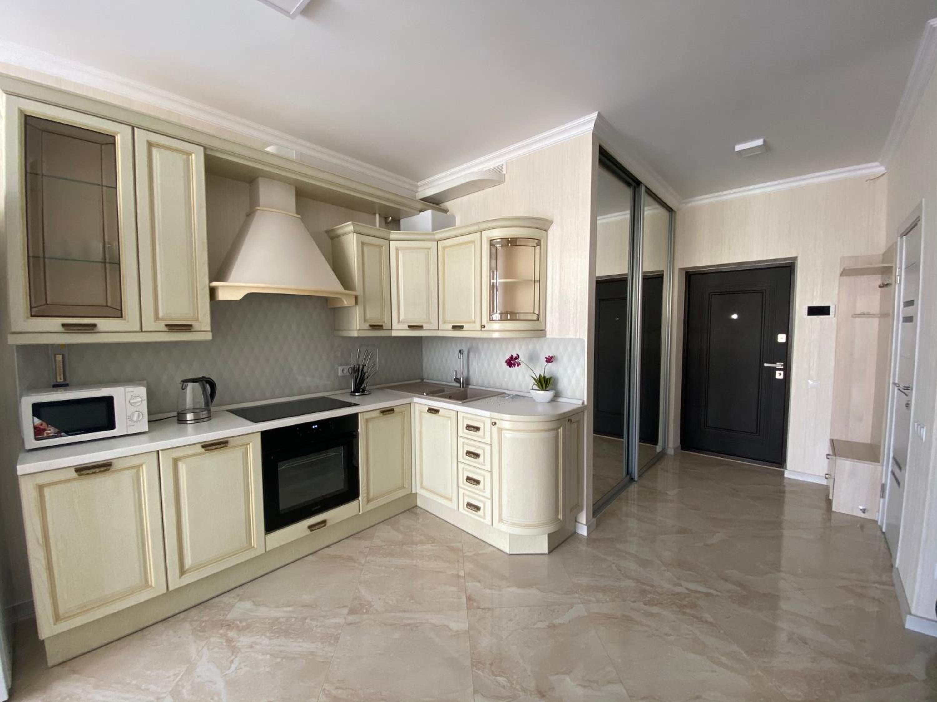 Apartment Britain view 3