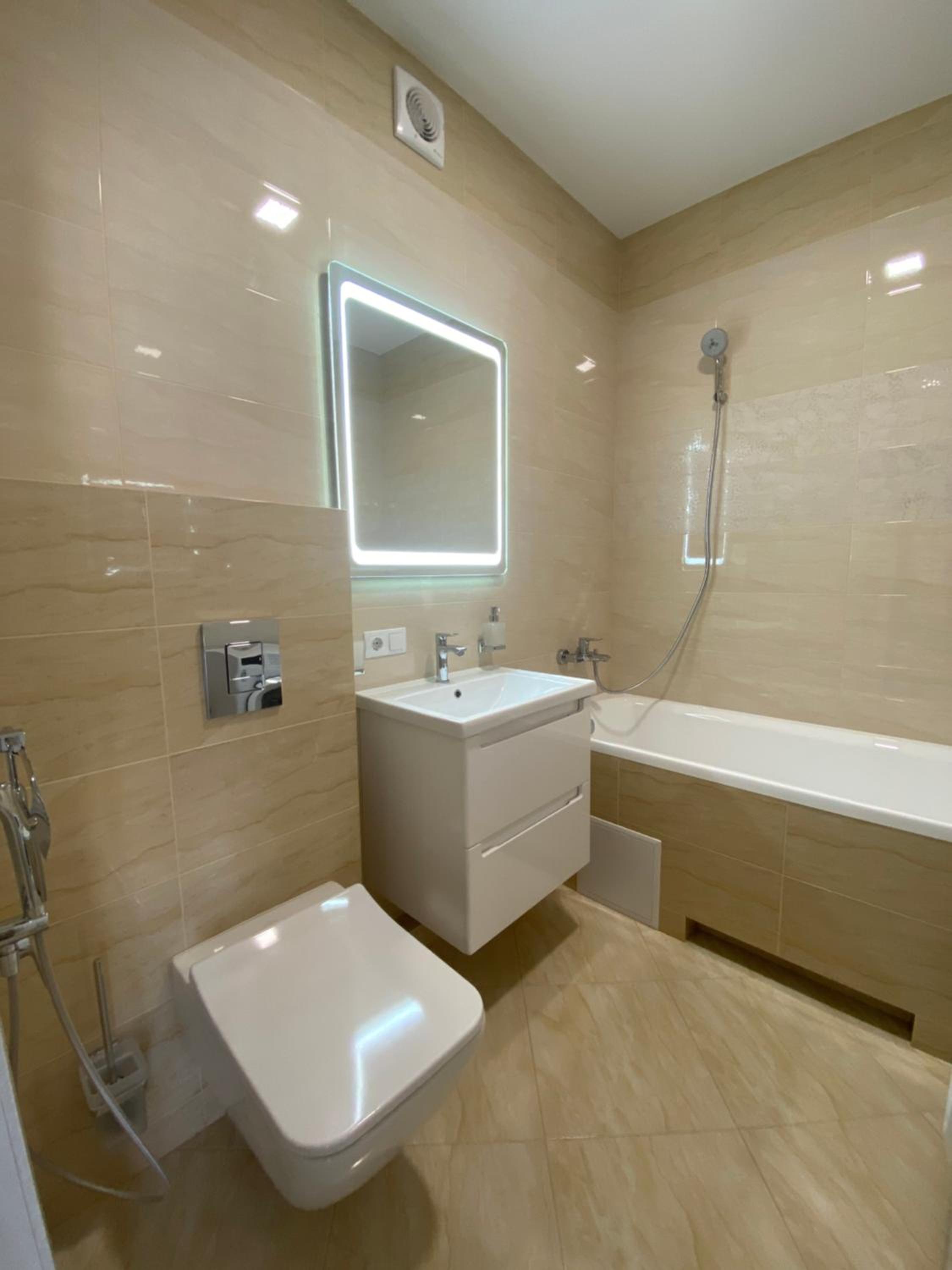 Apartment Britain view 4
