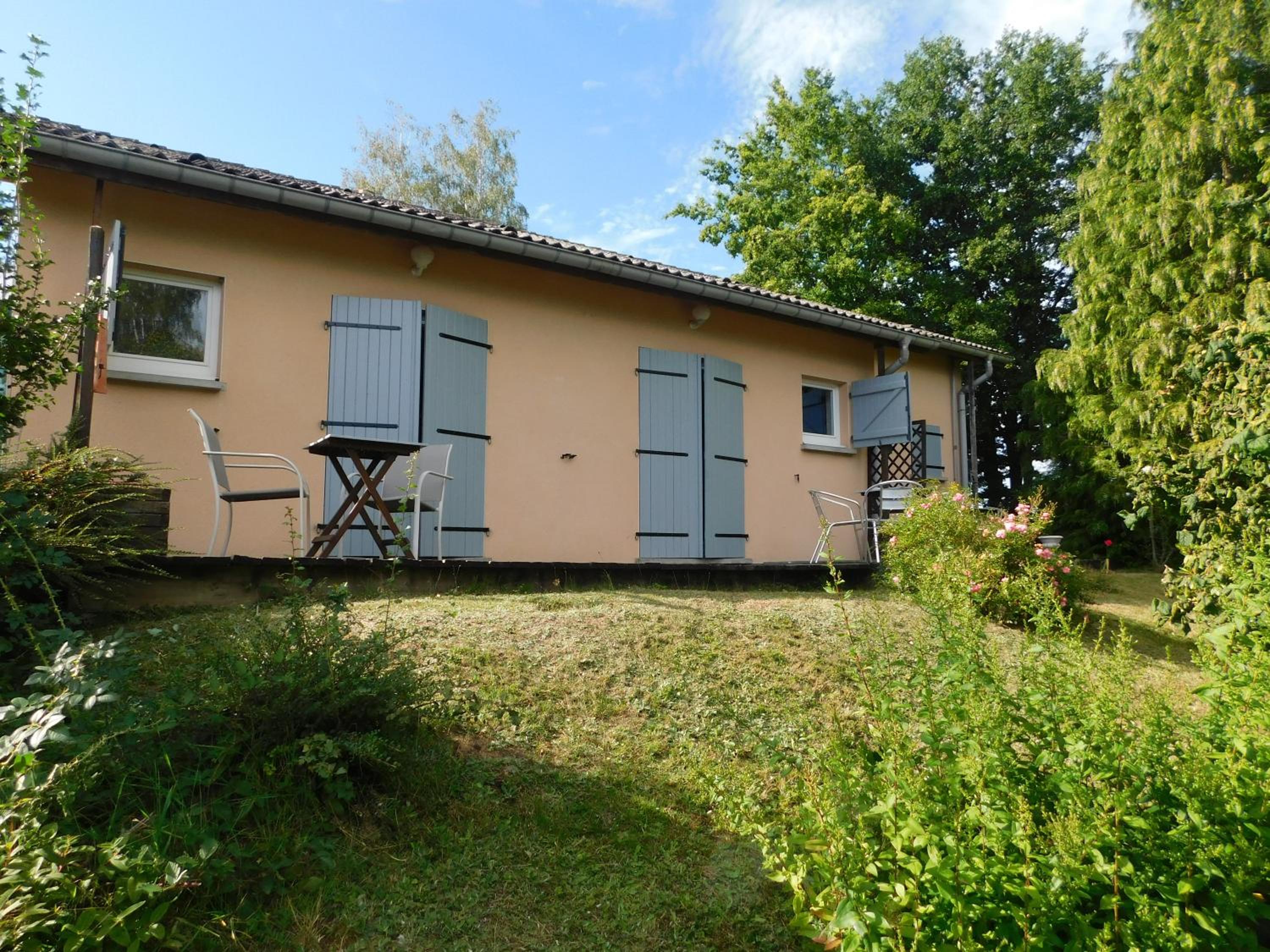 L'AMANDAURE view 2