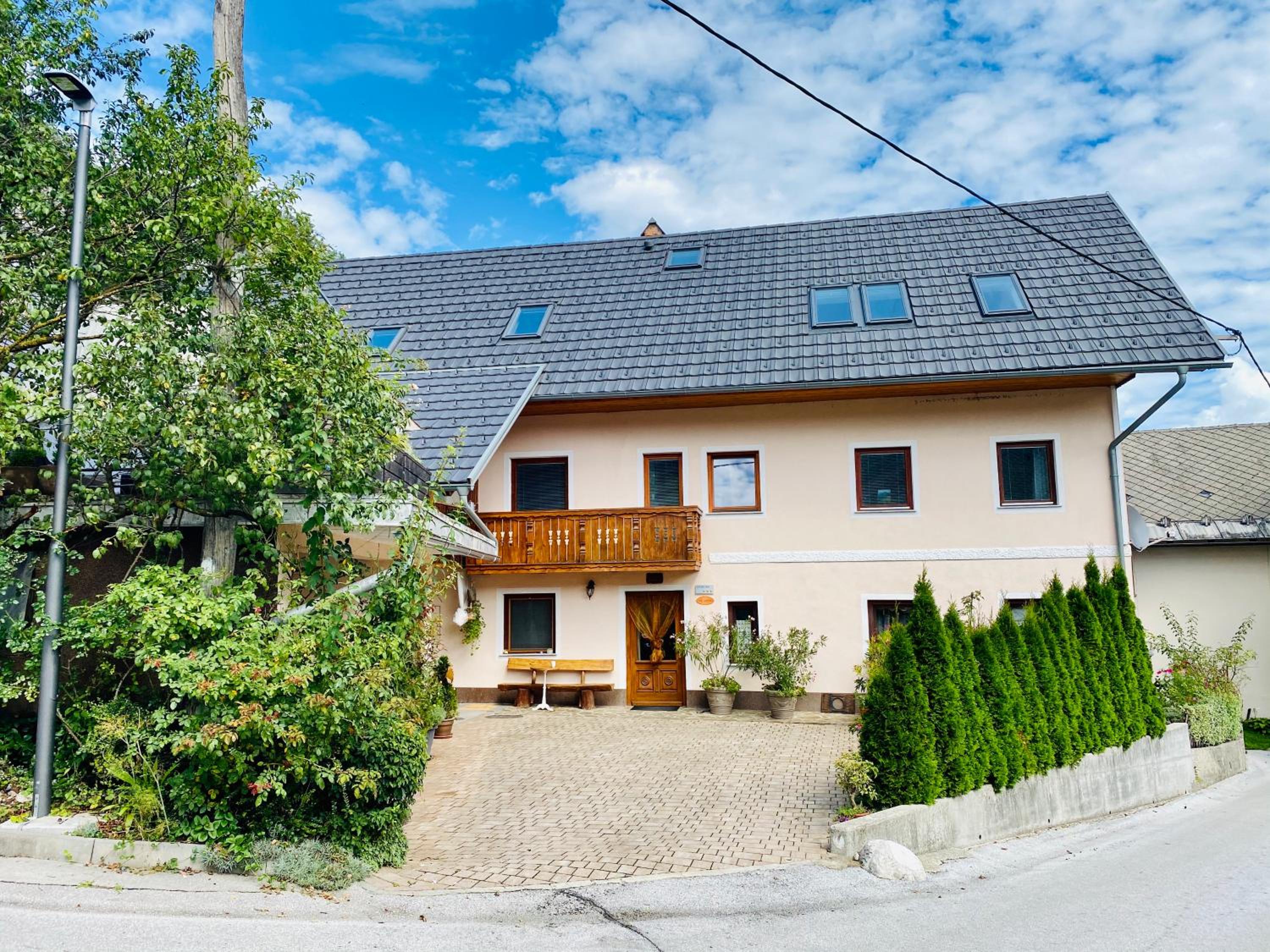 Guesthouse Sabine - pr` Skminc