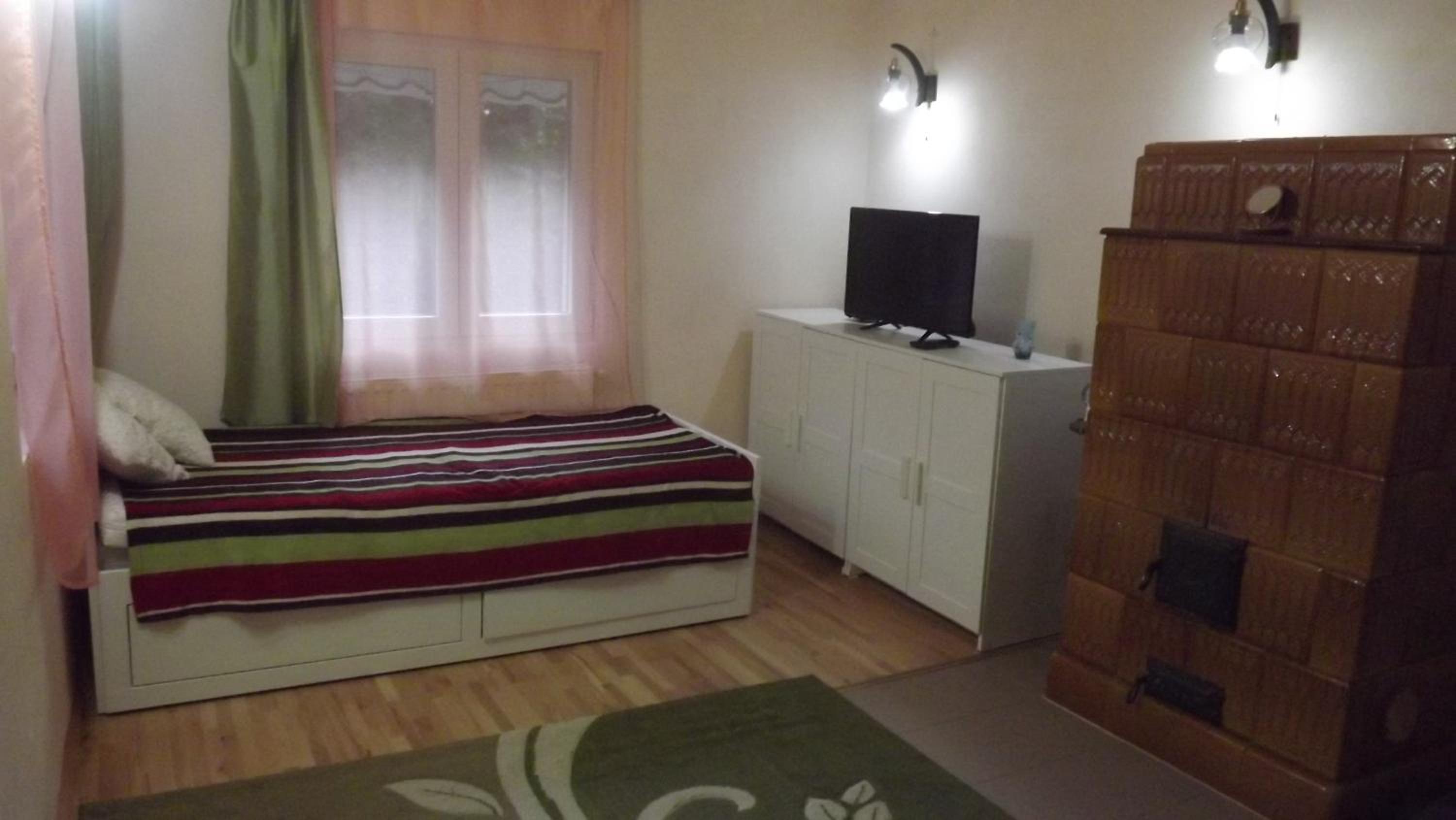 Bartók kulcsosház view 5