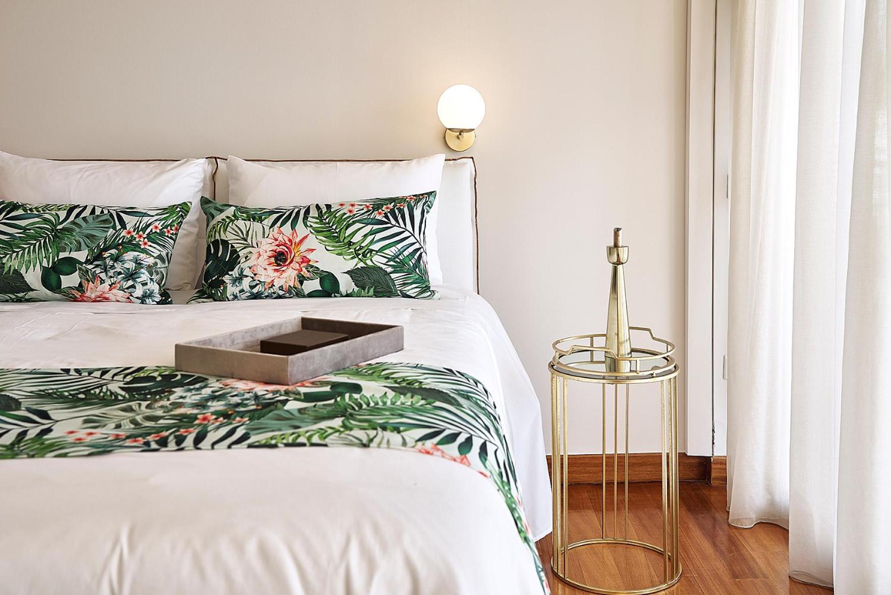 Crystal Green Properties