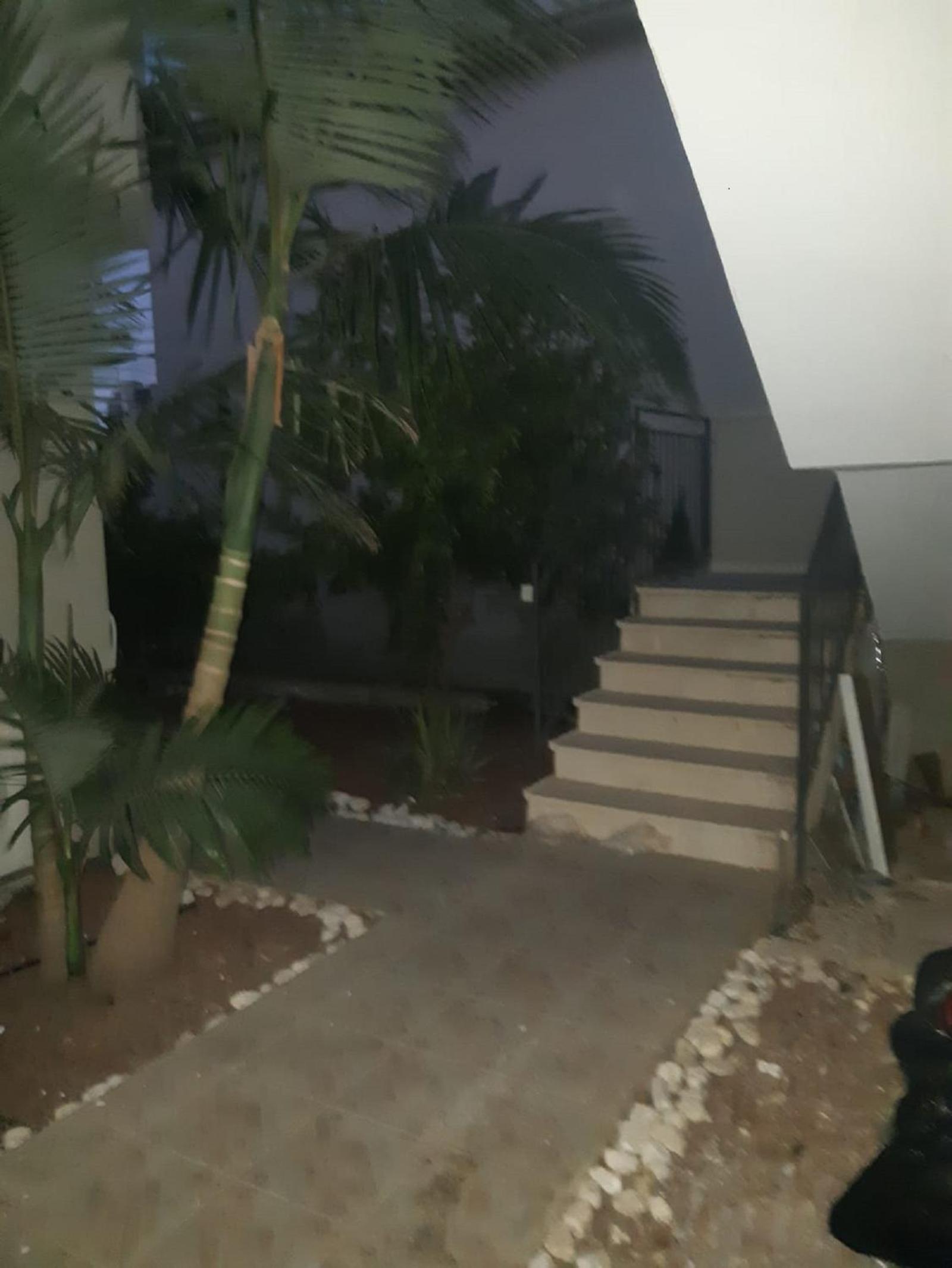 יחידת דיור עם בריכה פרטית מפנקת view 2