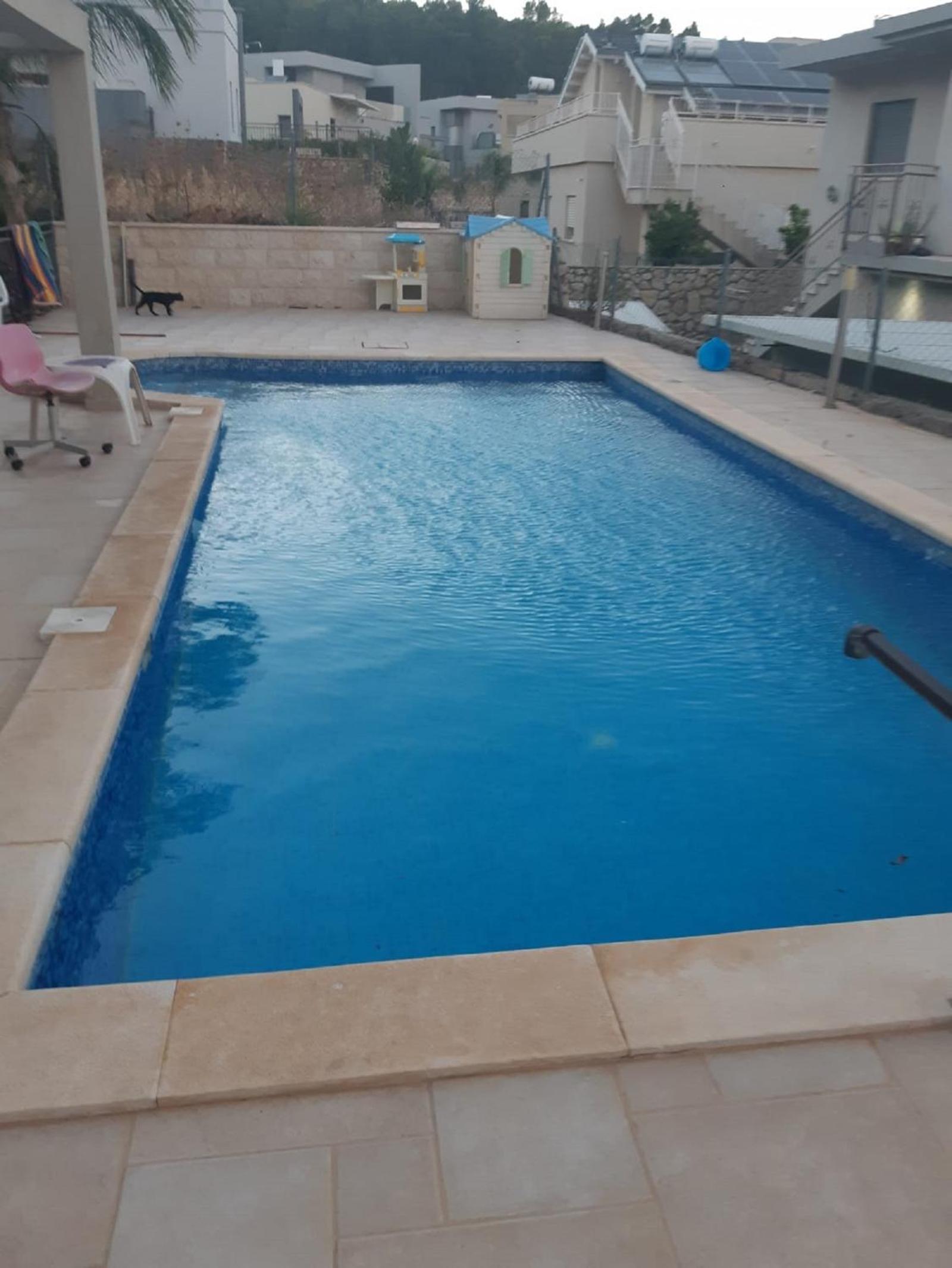 יחידת דיור עם בריכה פרטית מפנקת view 3