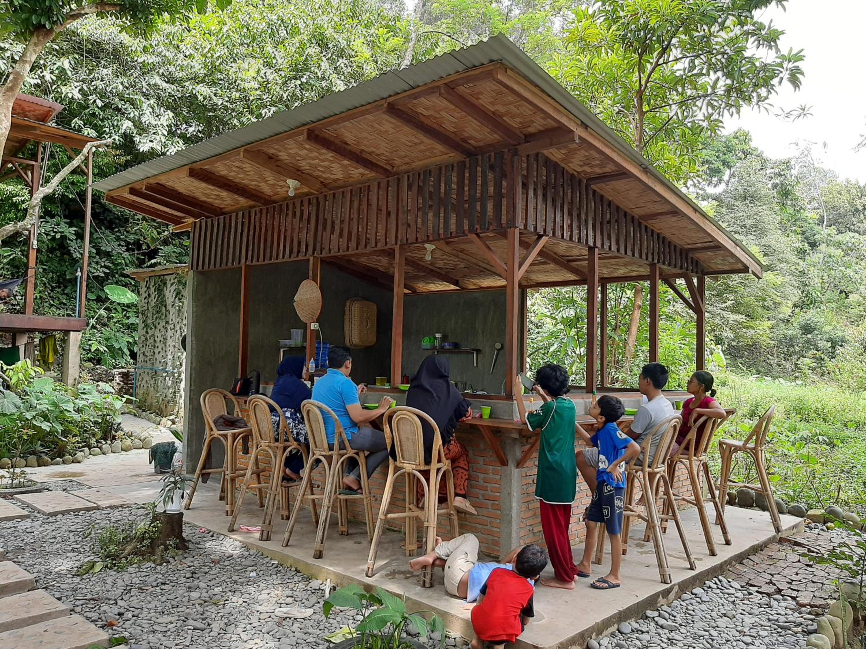 Bua Guesthouse Tangkahan view 5