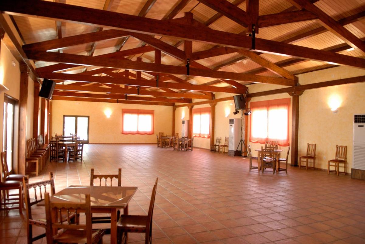 Hostal Amigo photo 4