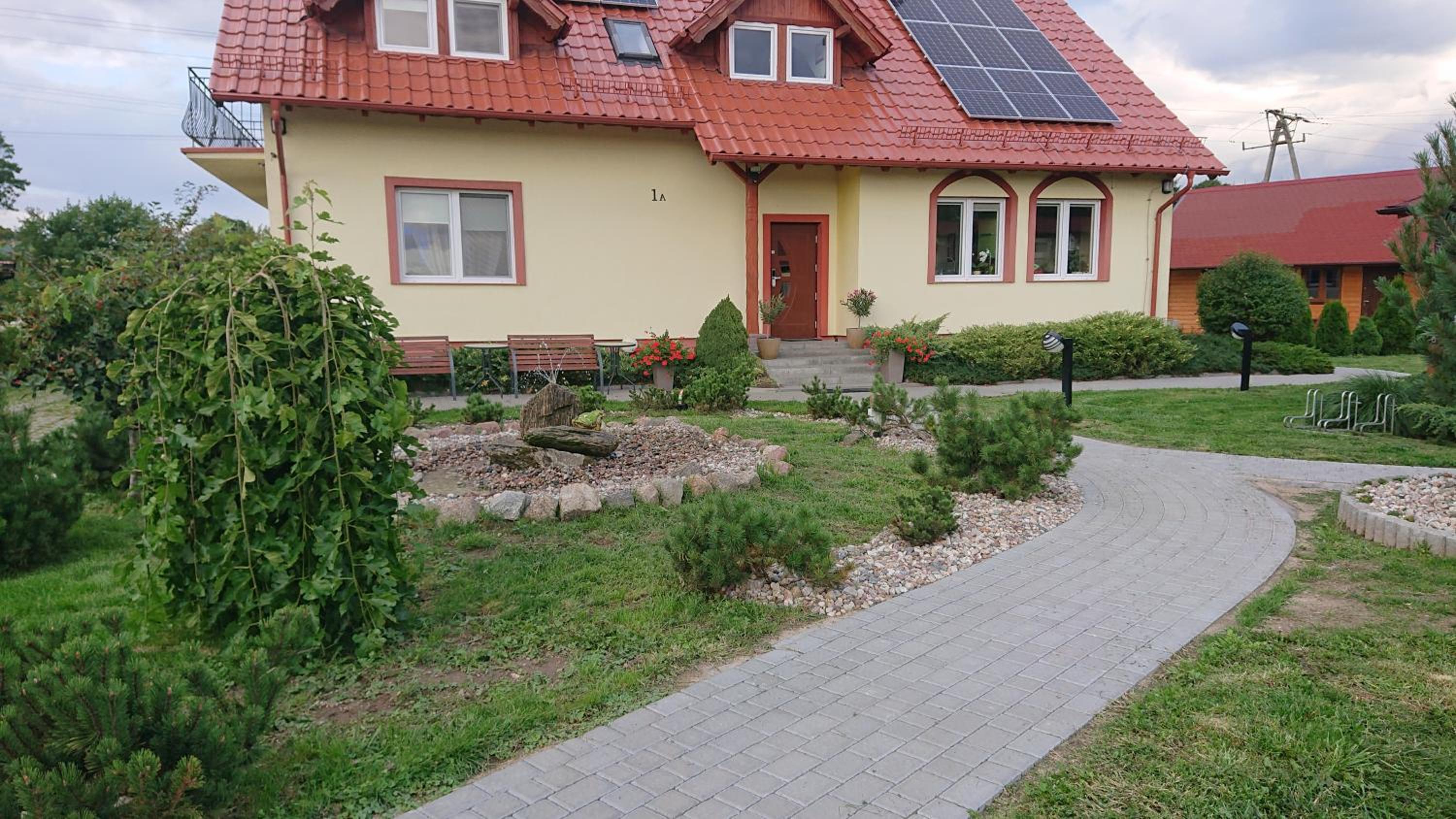 Photo 48