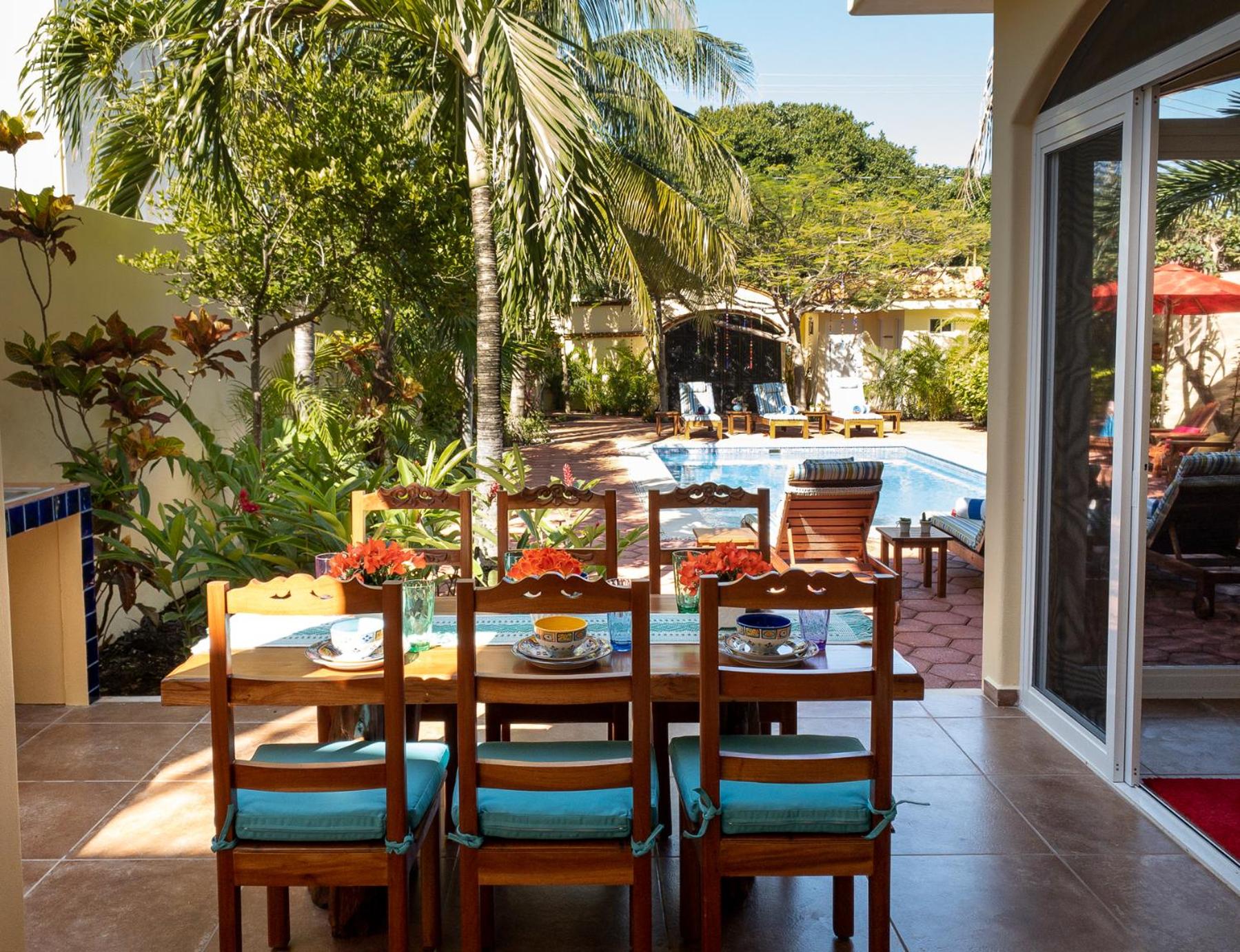 Casa Zarah - Hacienda Family Home - Pool and 2-Block to Beach view 4