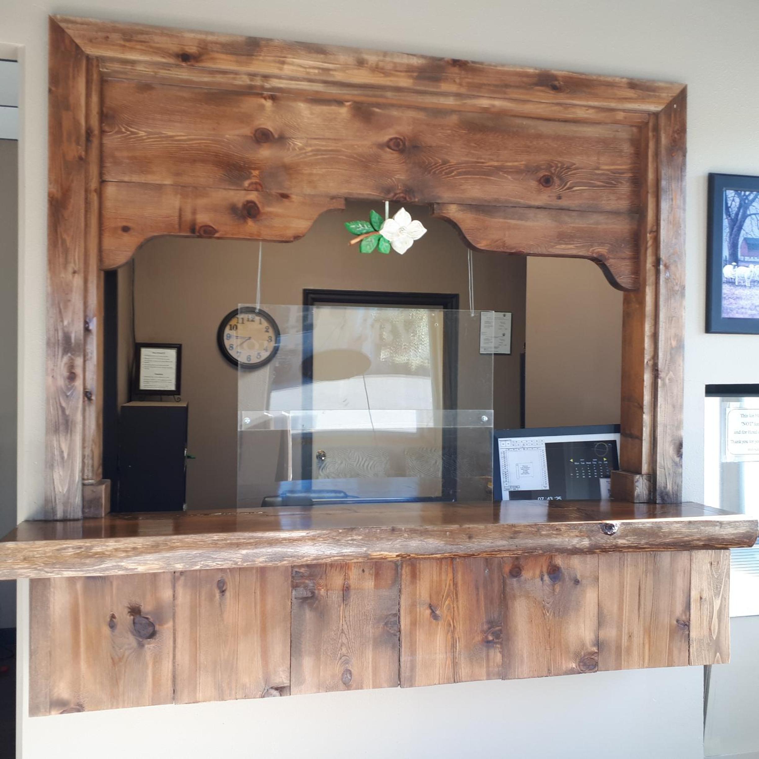 Magnuson Hotel Creston