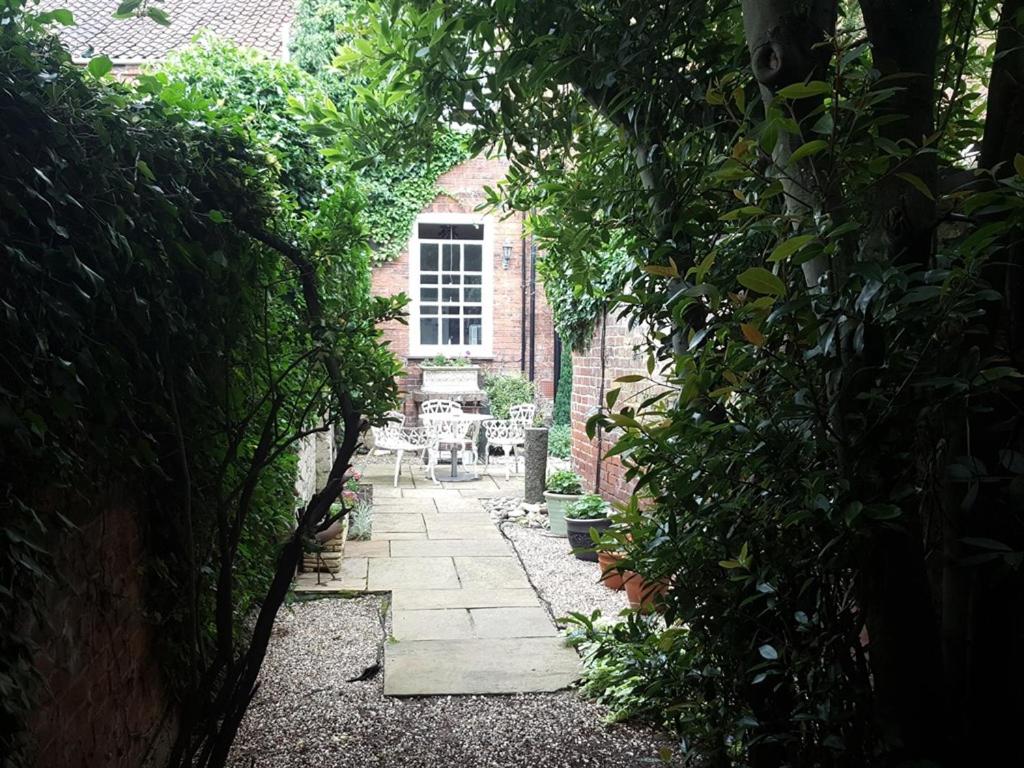 The Red House Guest House