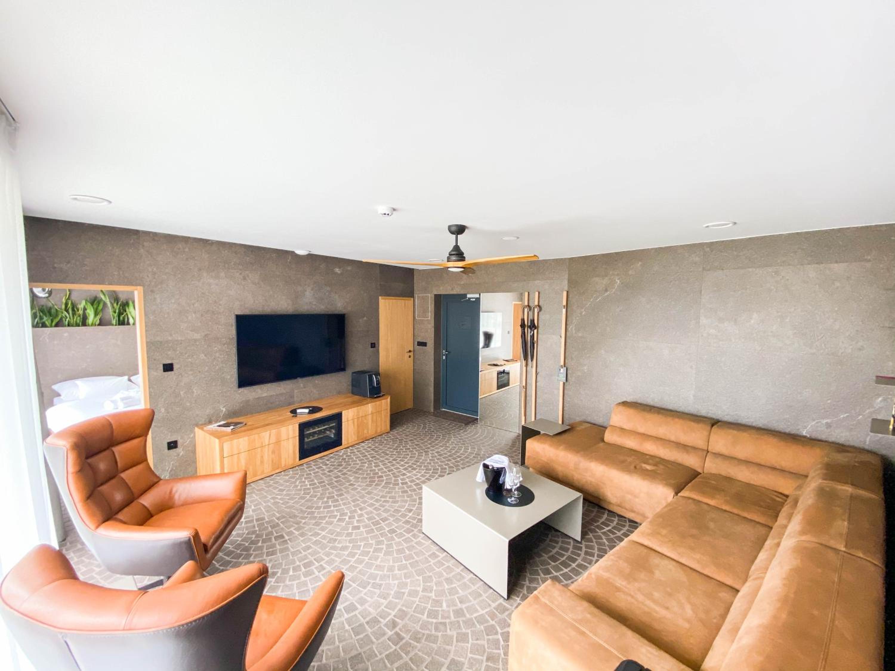 Penzión & Wellness MERIDIANA Bojnice rezort view 2