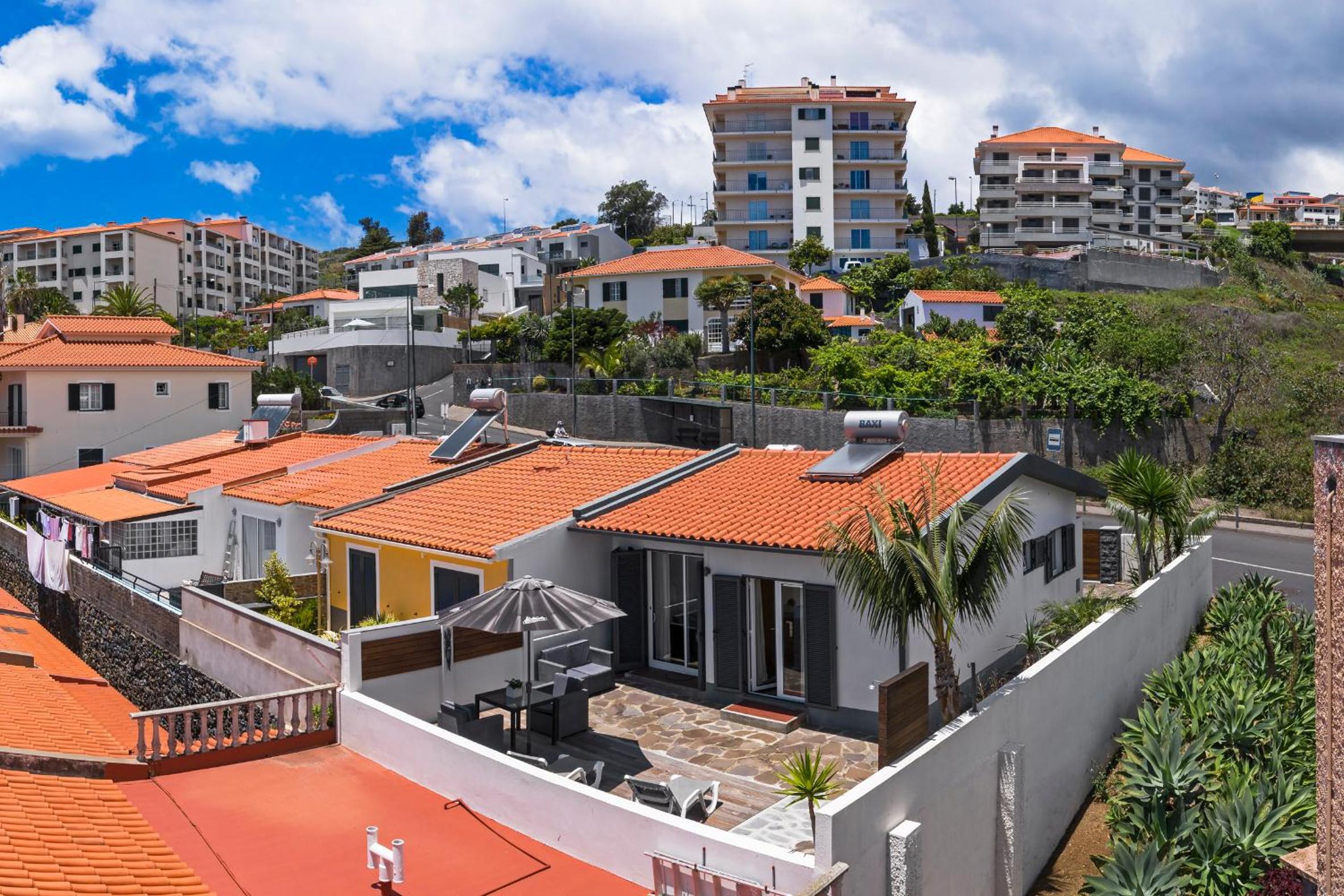 Terrace Vila by An Island Apart view 2