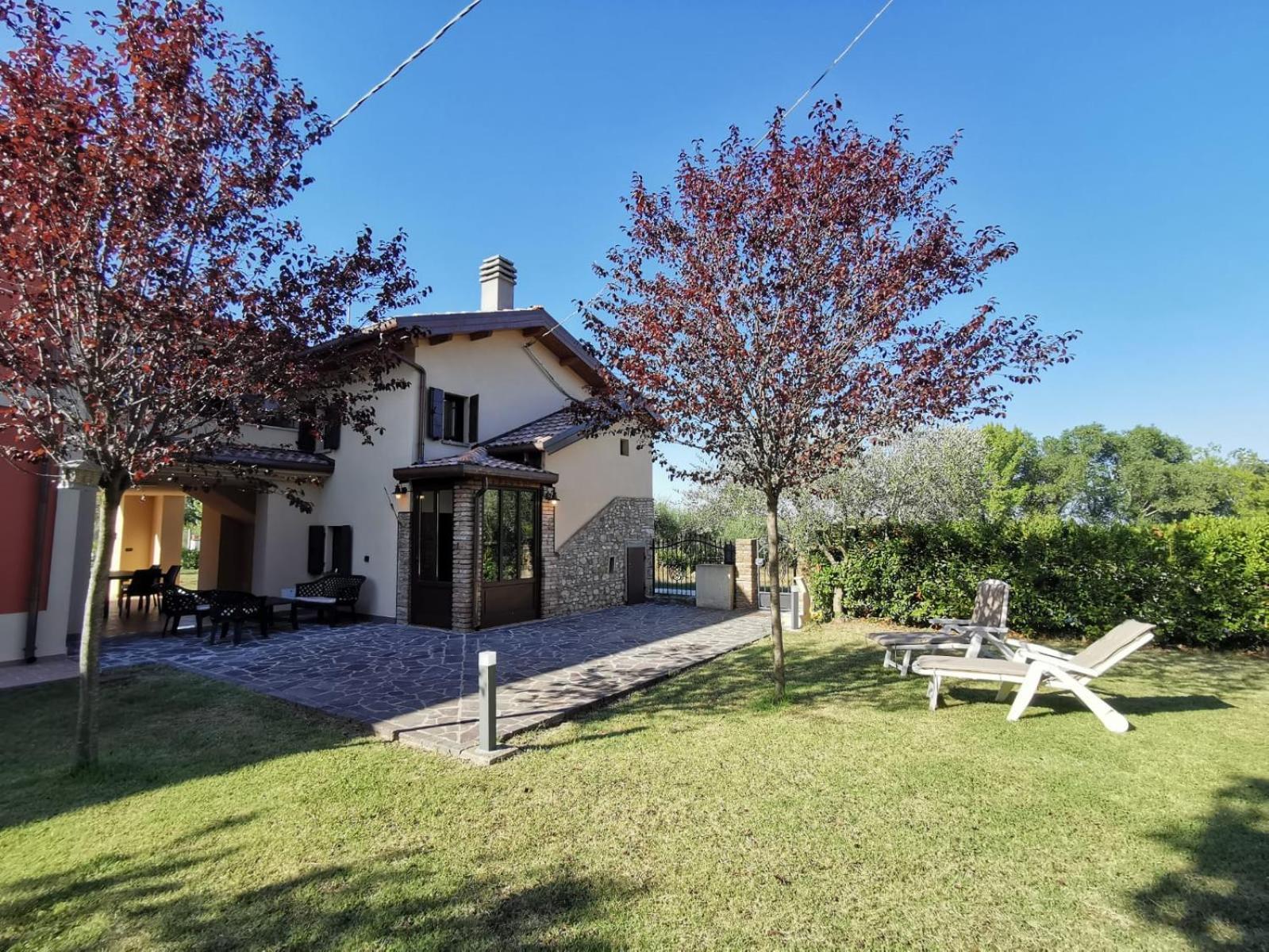 La Casina di Ely view 2