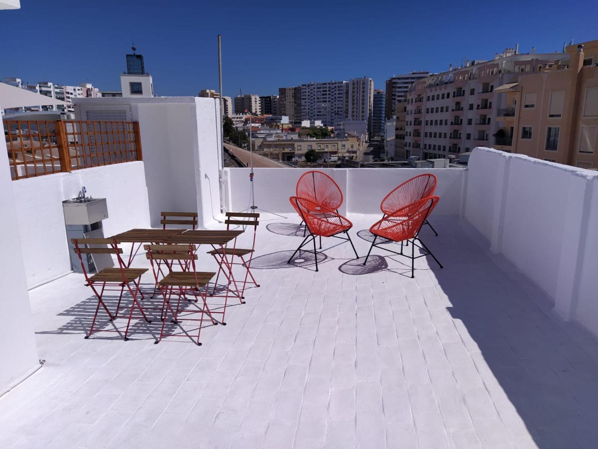 Faro Vacations - Urban Apartment - Property Image 9