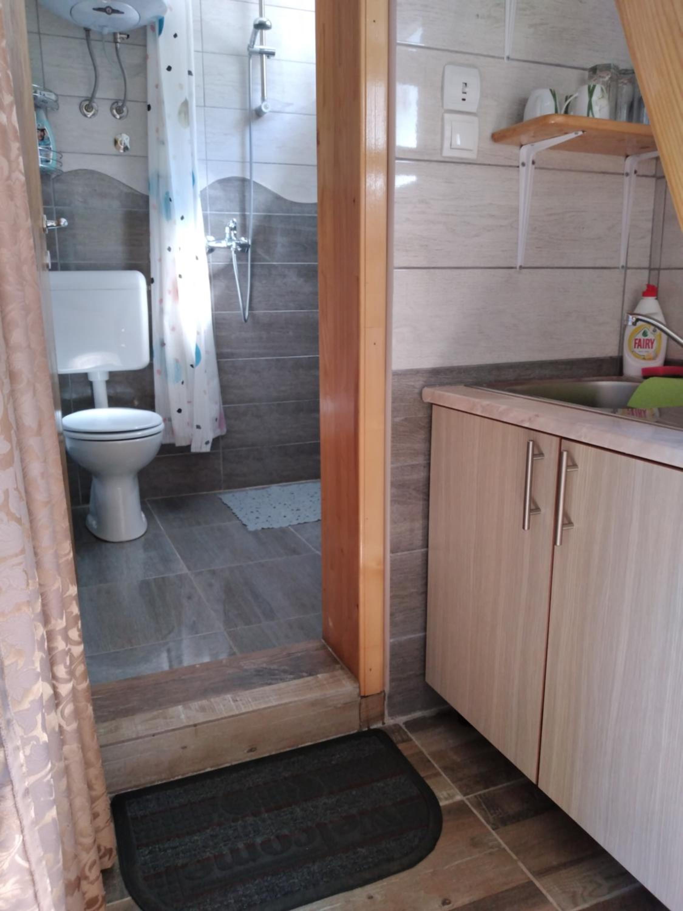 Vikendica pored Drine Foča
