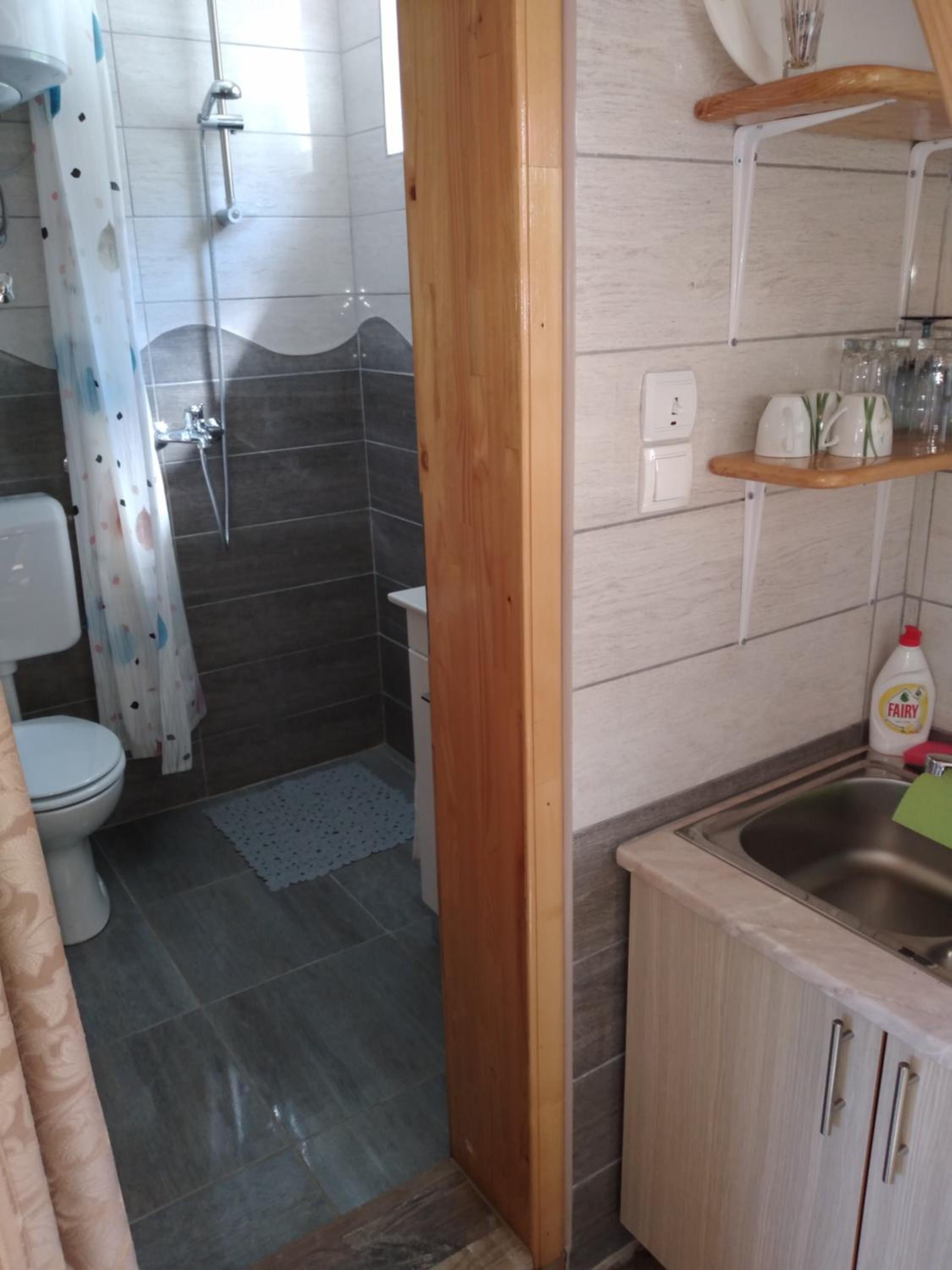 Vikendica pored Drine Foča