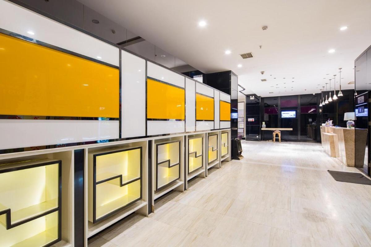 hotel reception