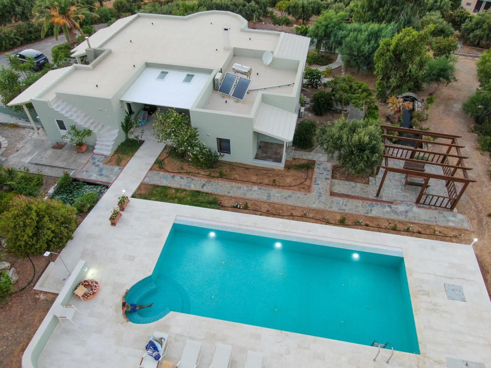 NEW - Villa Manika - 3BR 3BA Pool view 5
