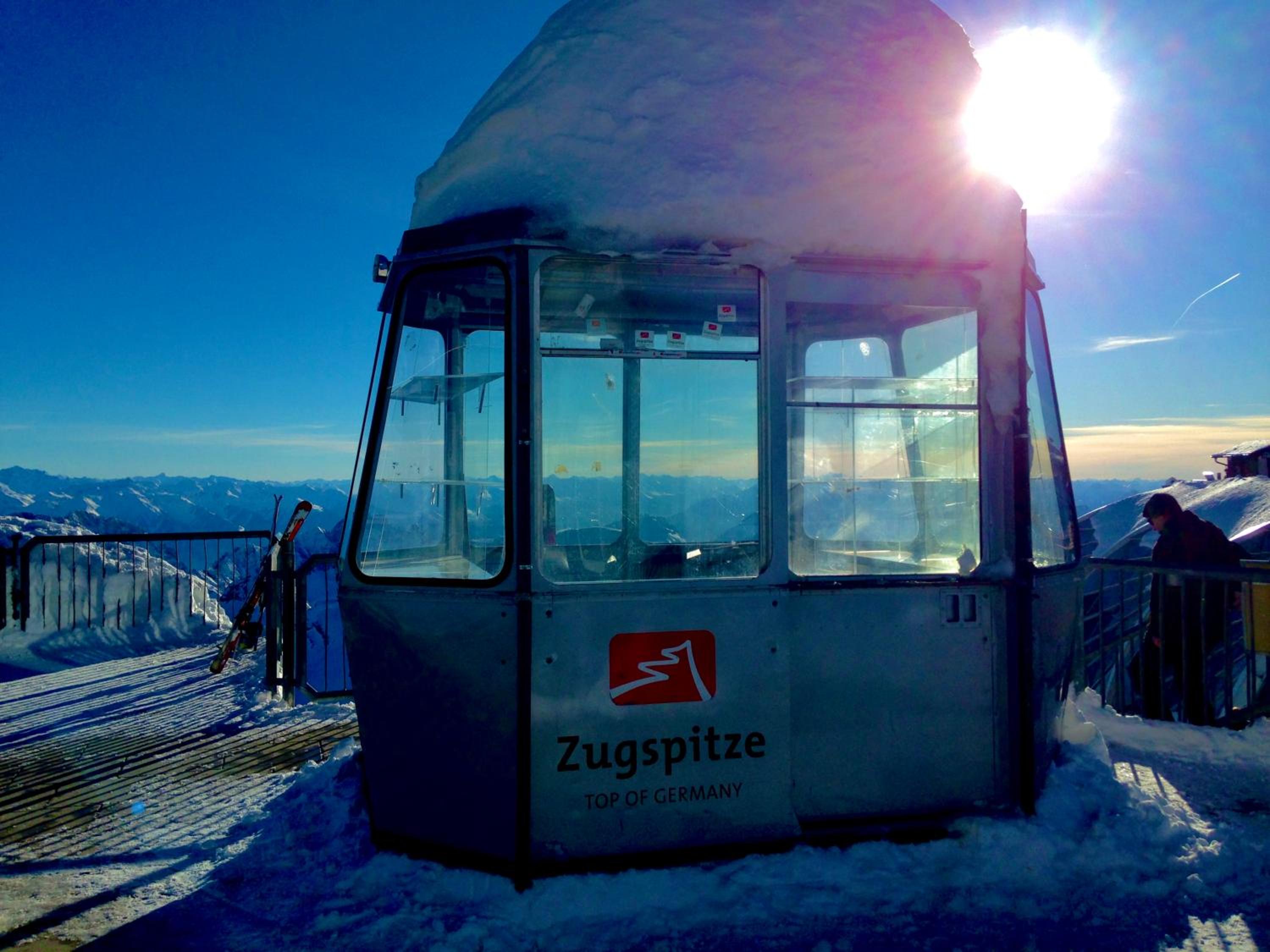 Alpine Escape Holiday Home with Mountain View