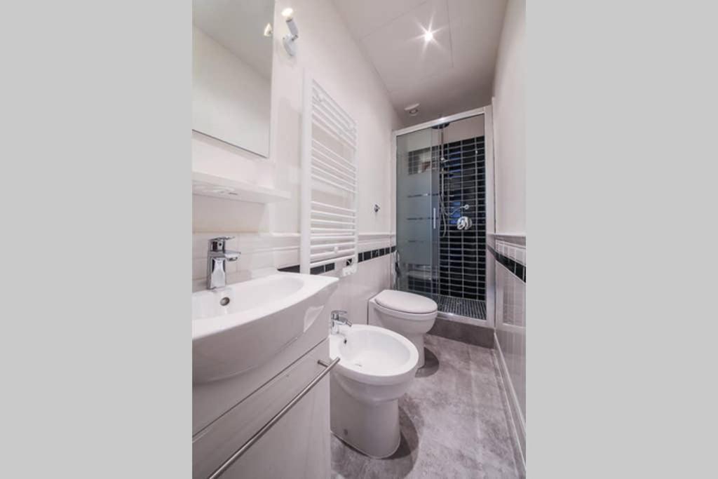 Alfani Charming Suite photo 5