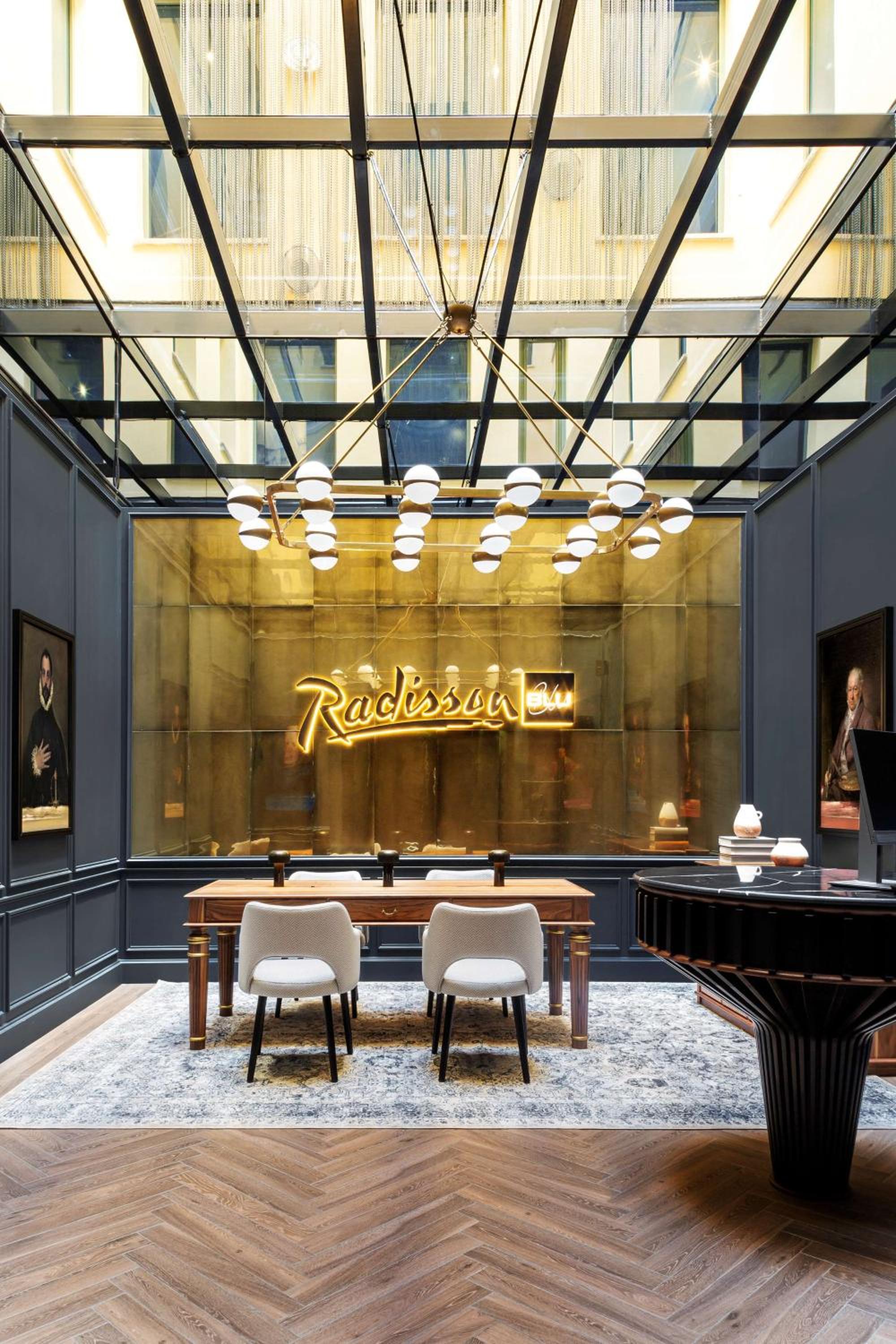 Radisson Blu Hotel, Madrid Prado