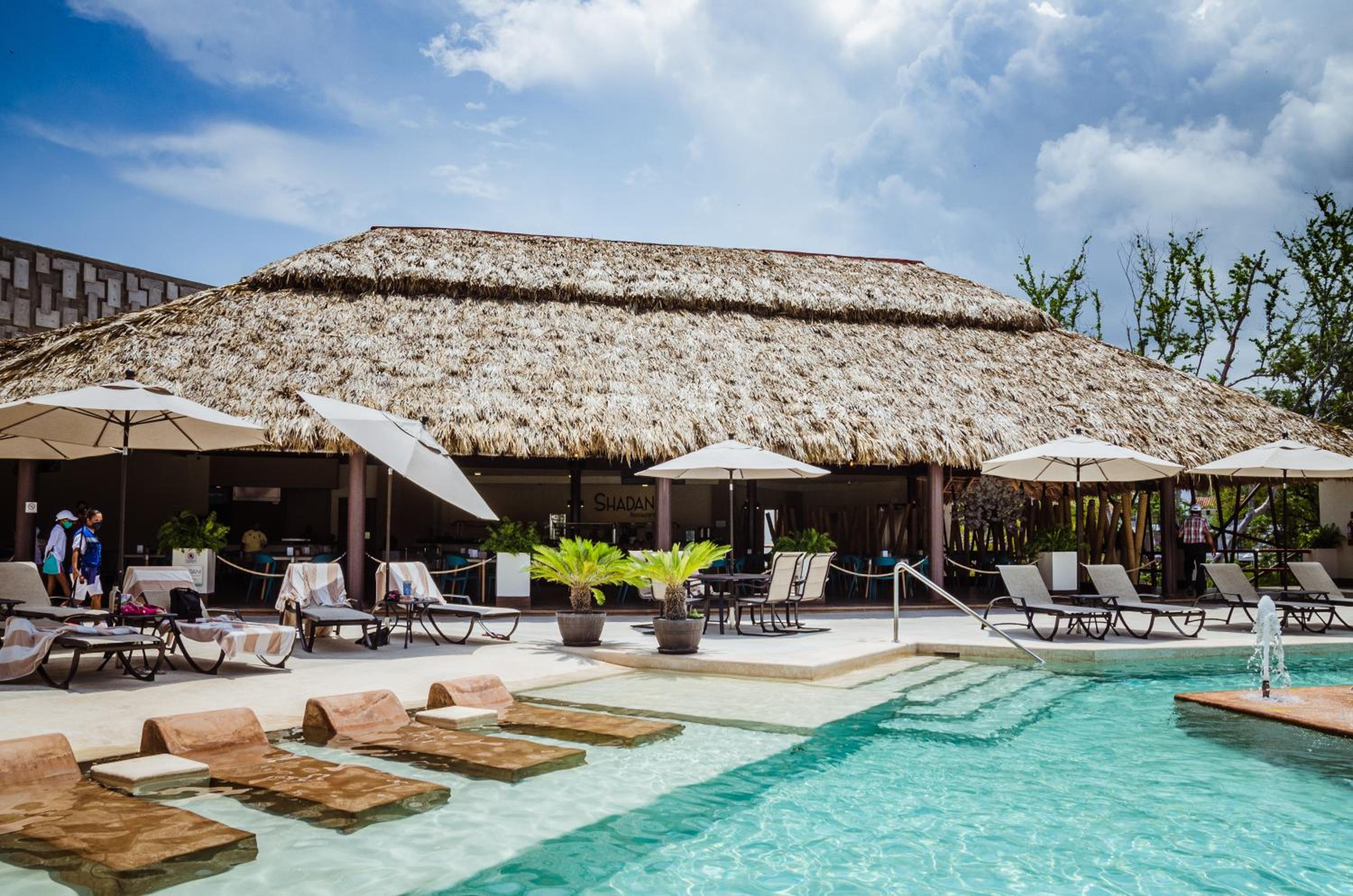 Binniguenda Huatulco & Beach Club