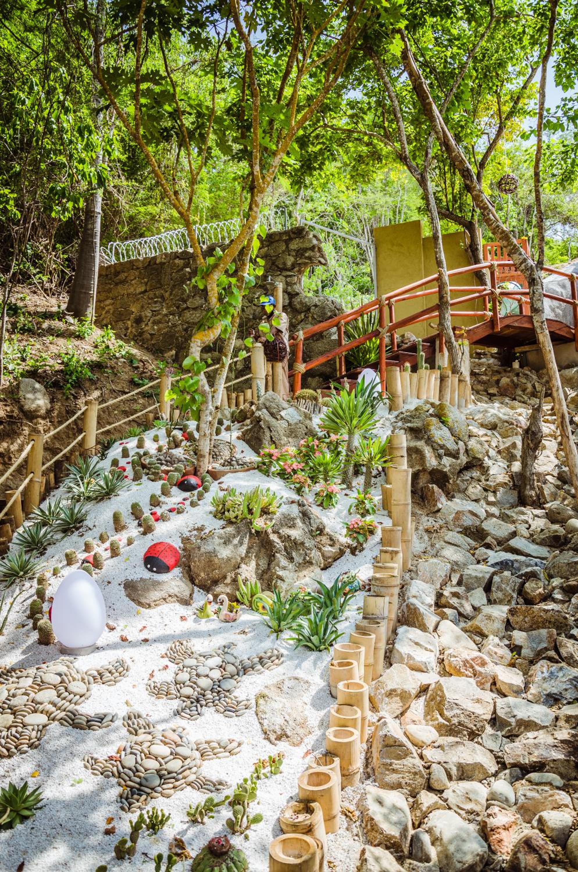Binniguenda Huatulco & Beach Club