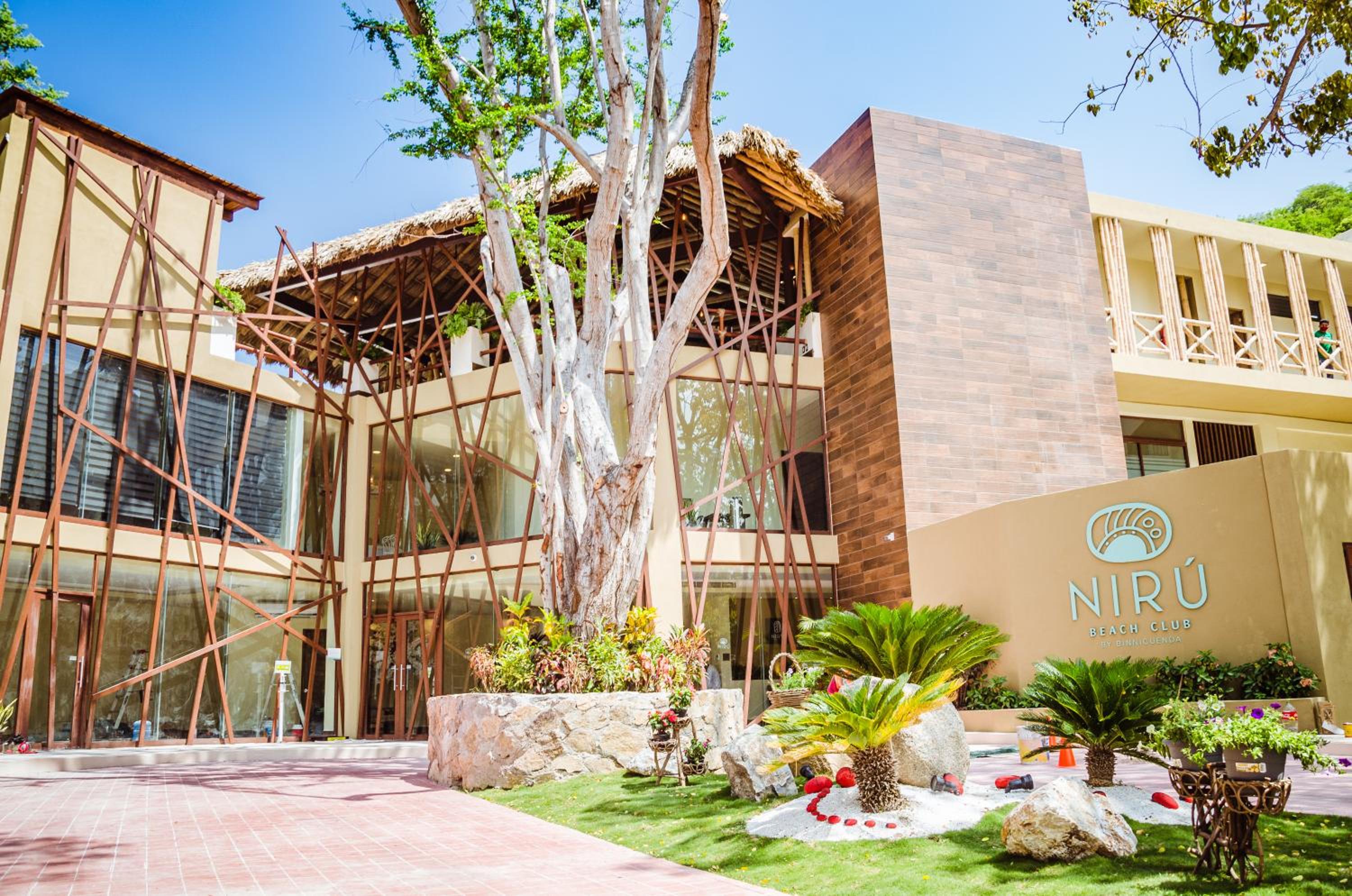 Binniguenda Huatulco & Beach Club