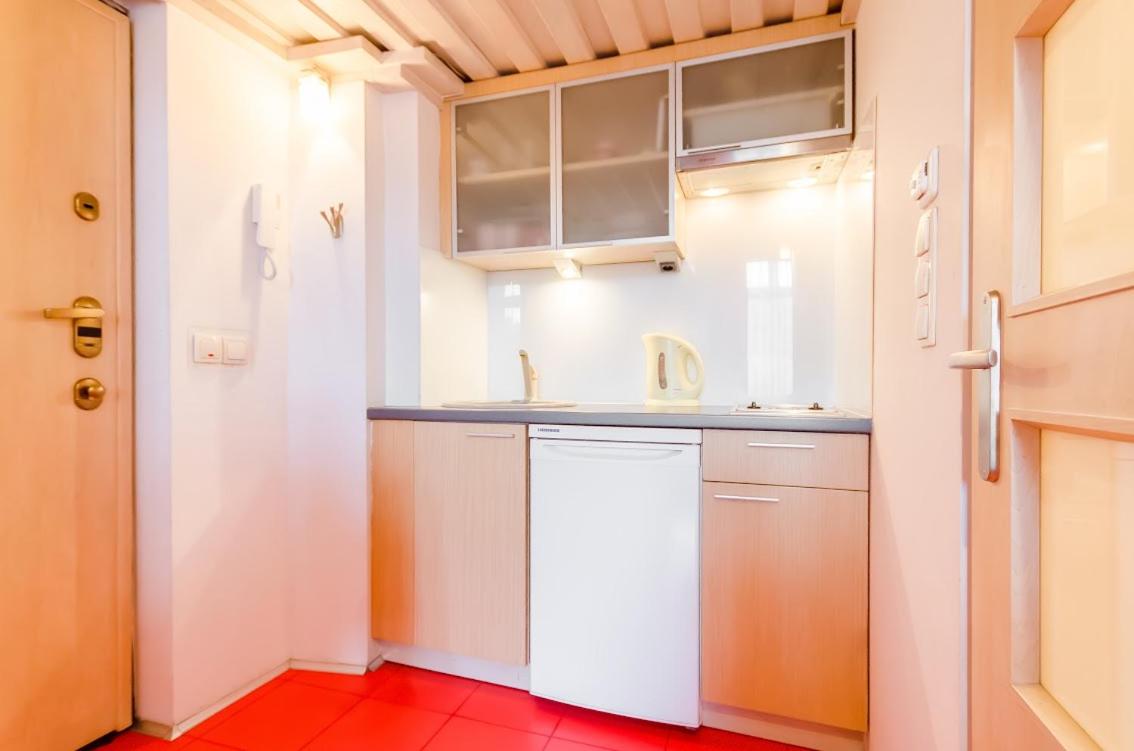 Central Krak Apartments - studios view 2