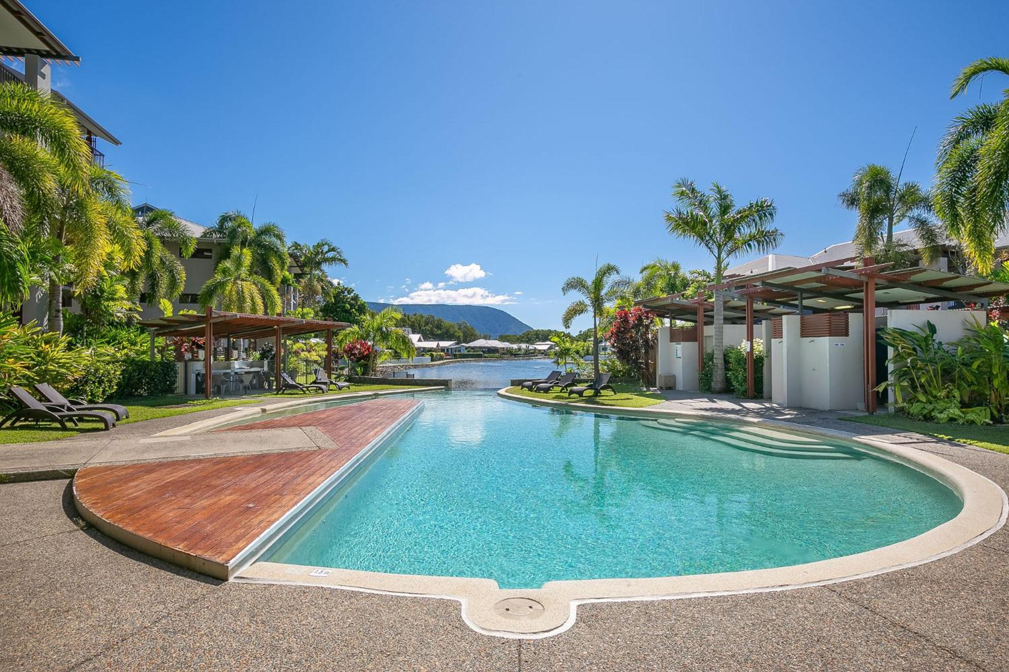 Trinity Beach Vacations - Blue Lagoon Resort - Property Image 17