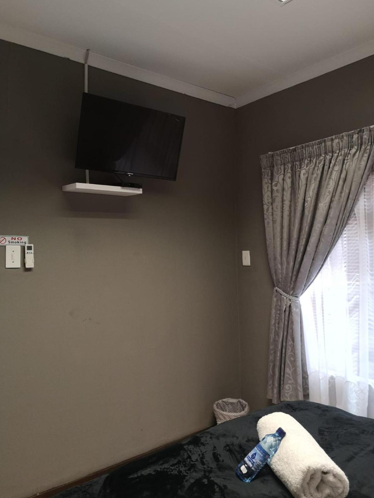Photo 7