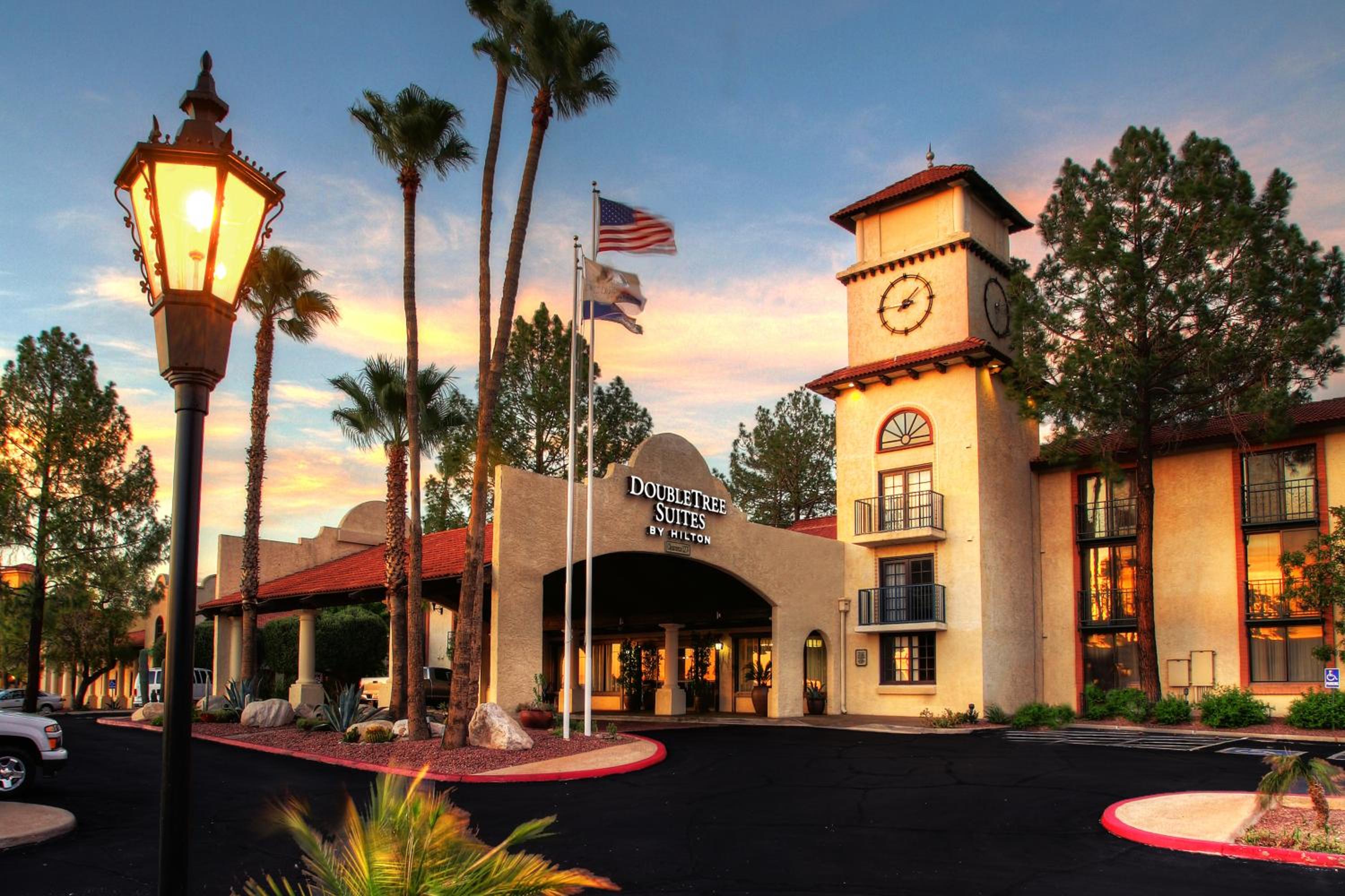 Hotel DoubleTree Suites by Hilton Tucson Airport - Image 1