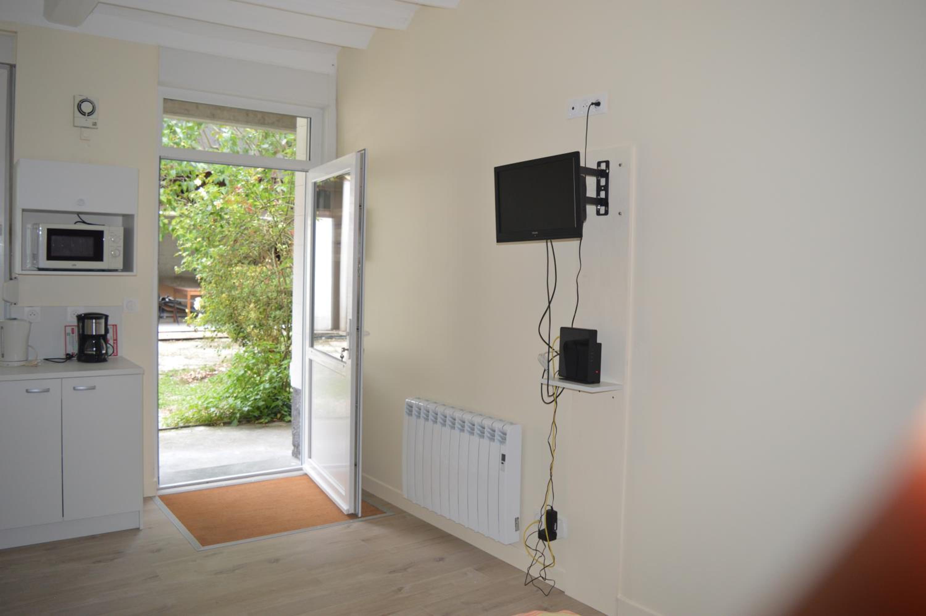 Photo 9