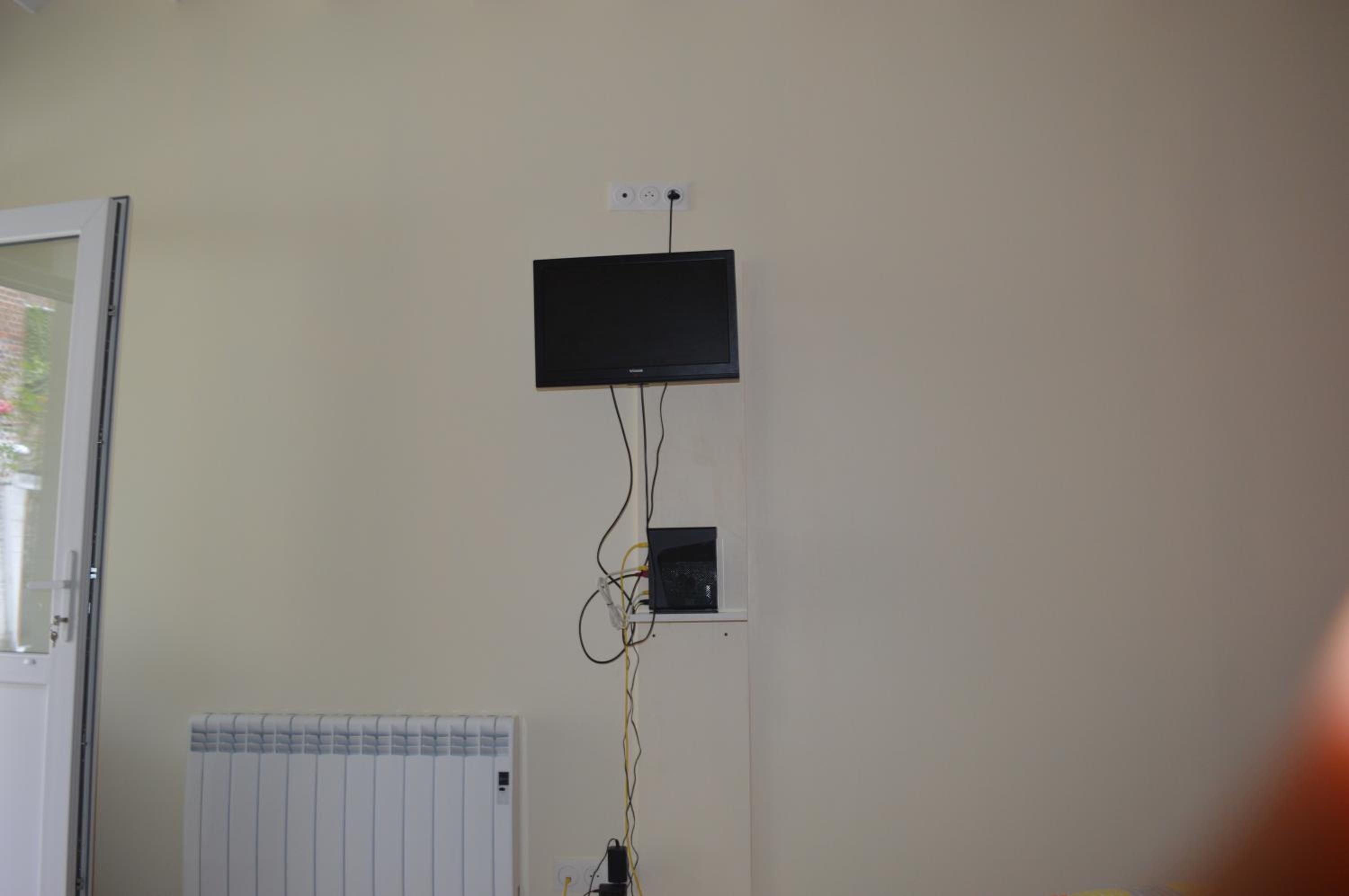 Photo 8
